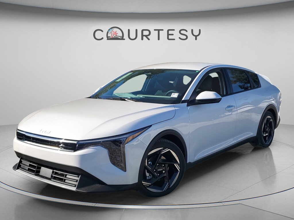 New 2025 Kia K4 EX Sedan