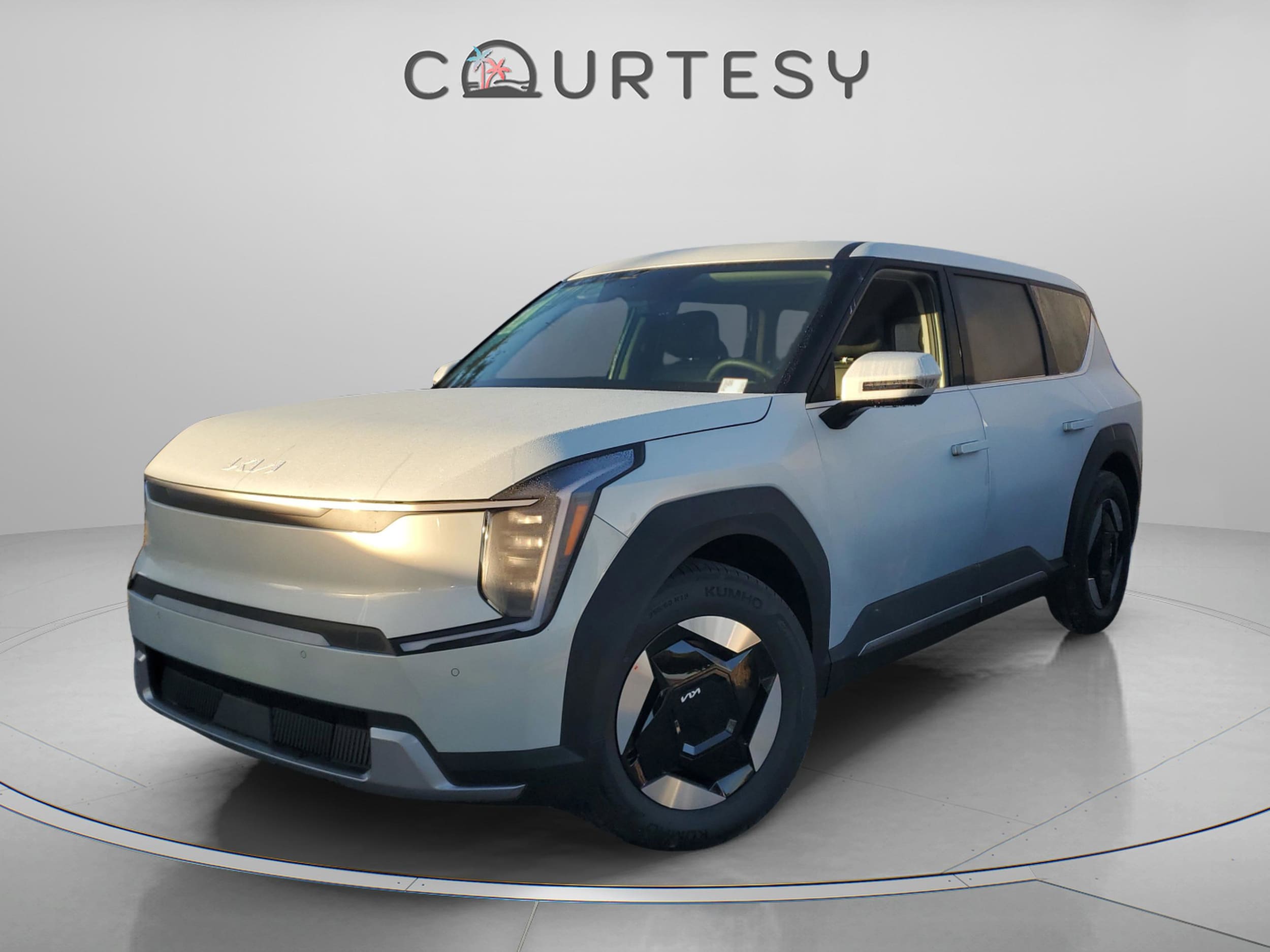 2026 Kia EV9 Light L/R's photo