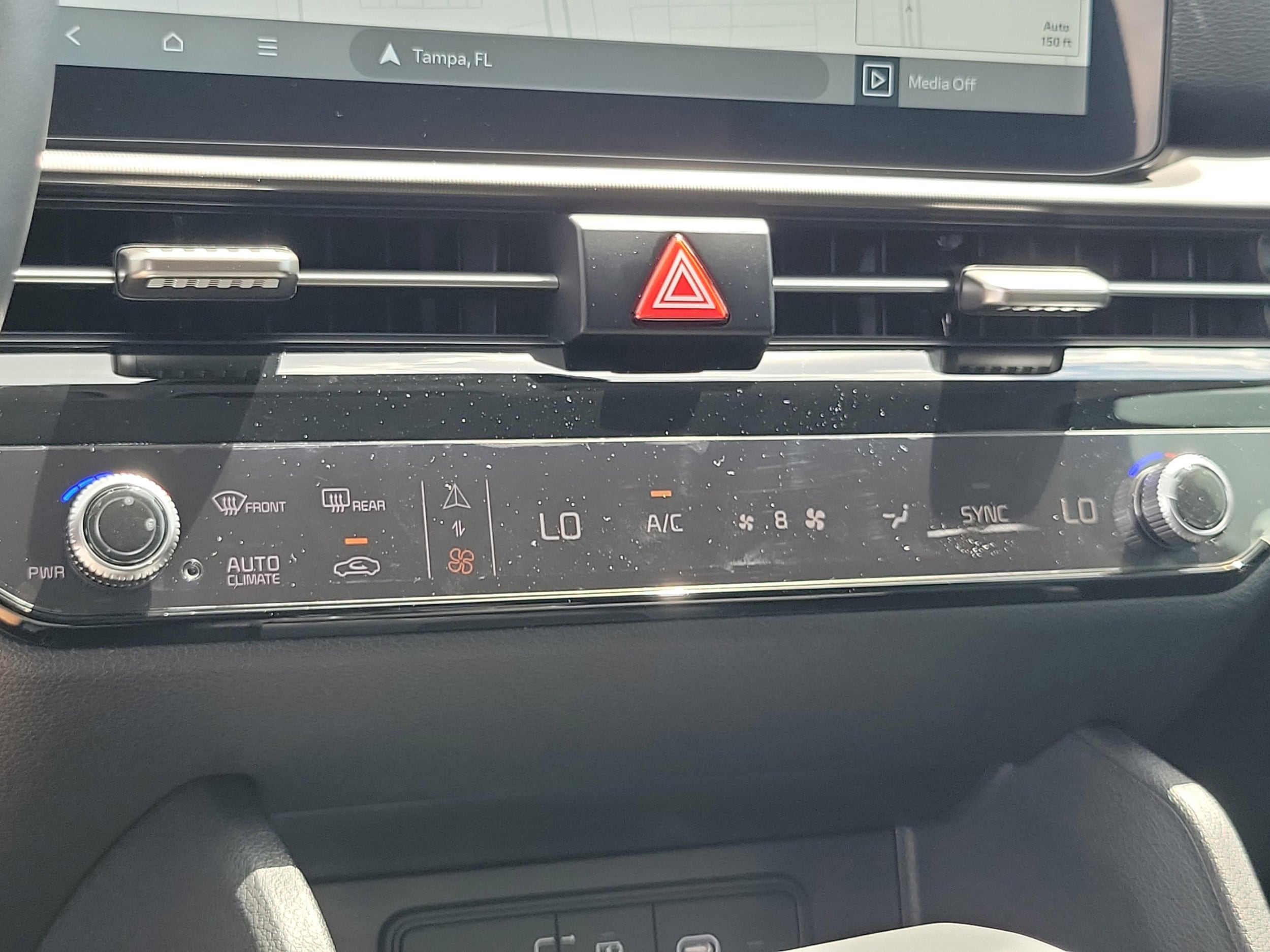 2026 Kia Sportage SX - Photo 37