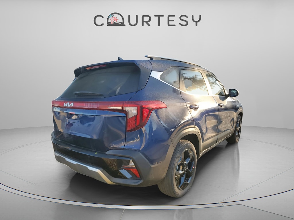 New 2026 Kia Seltos EX SUV
