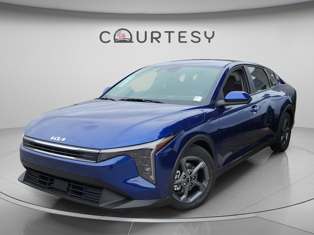New 2026 Kia K4 LXS Sedan
