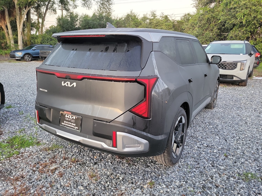New 2027 Kia Seltos S SUV