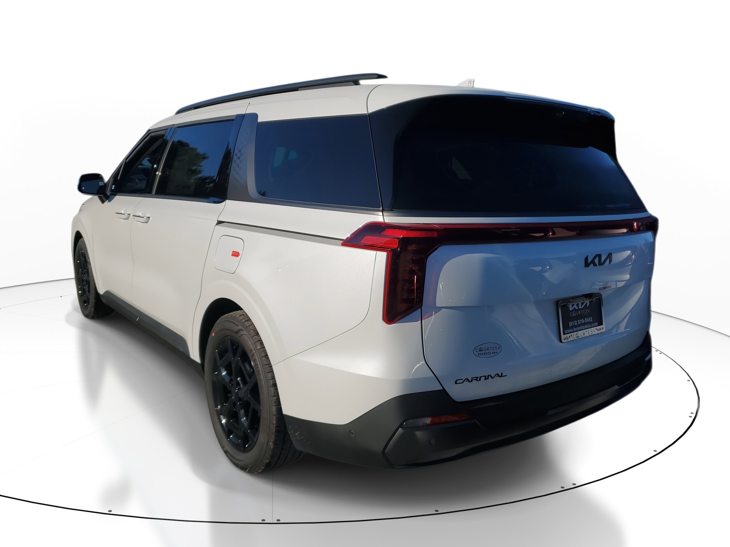 2026 Kia Carnival SX Prestige photo 2