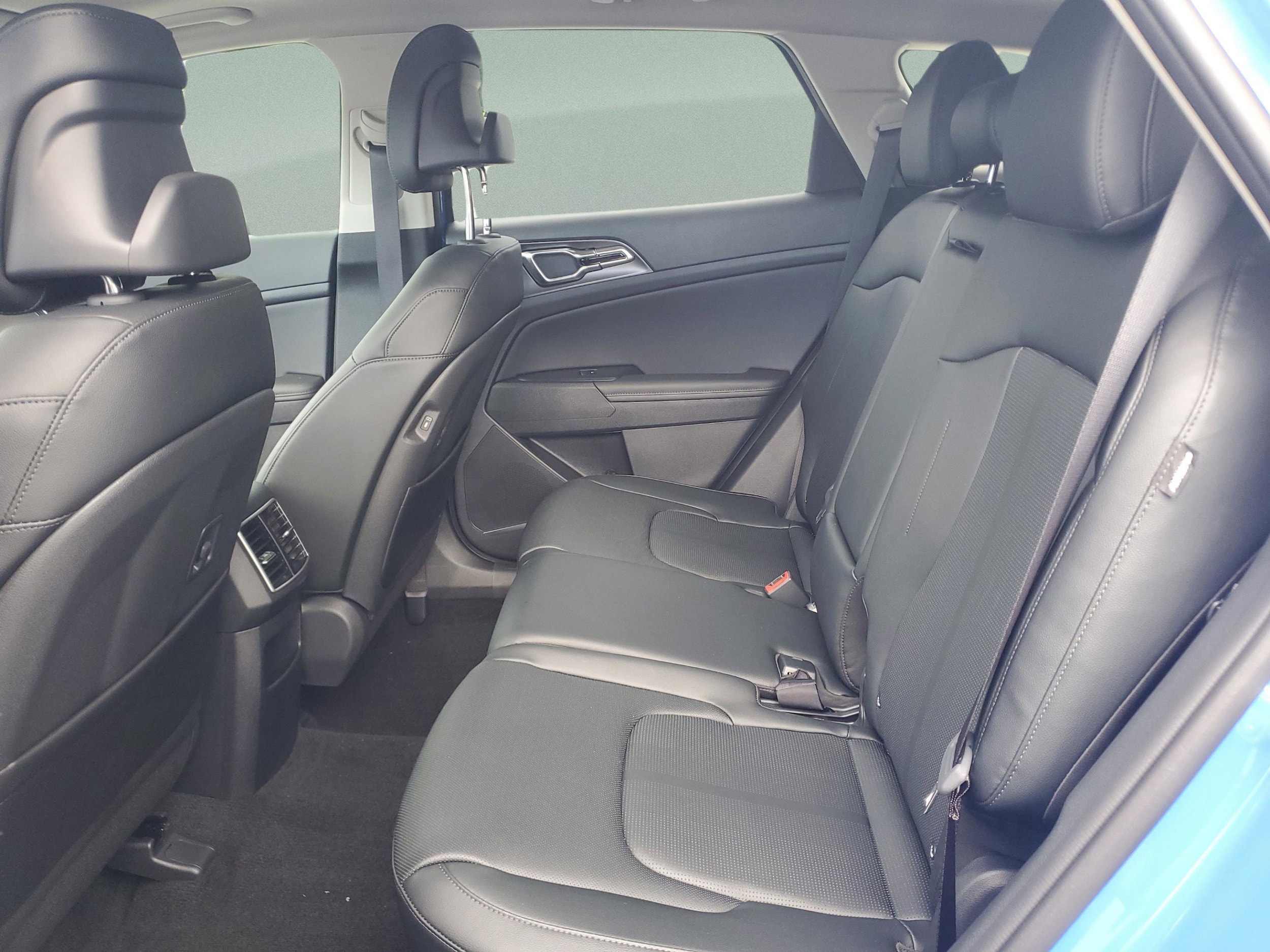 2026 Kia Sportage SX - Photo 8