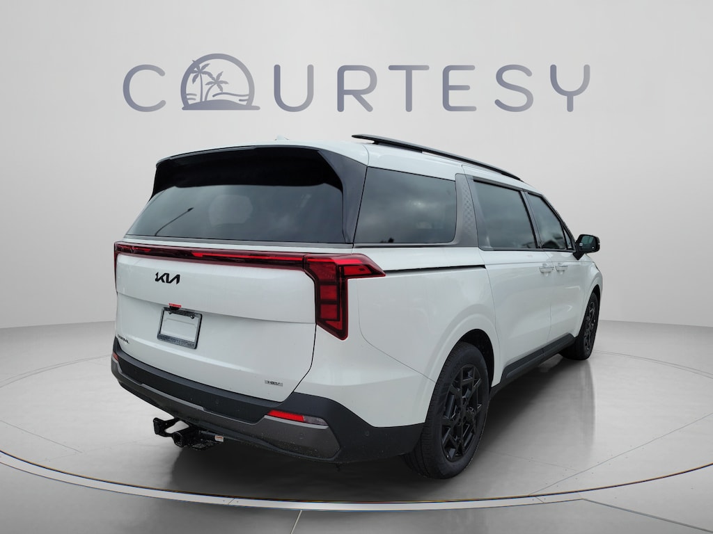 New 2027 Kia Carnival Hybrid SX Van Passenger Van