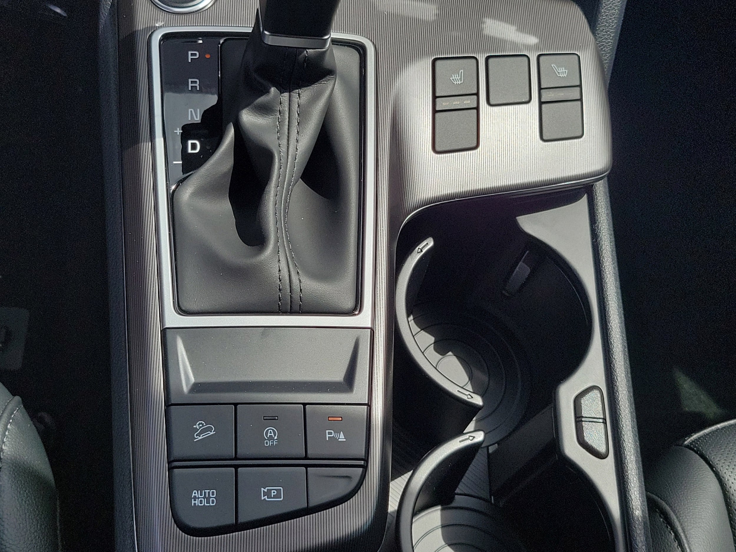 2026 Kia Sportage SX - Photo 25