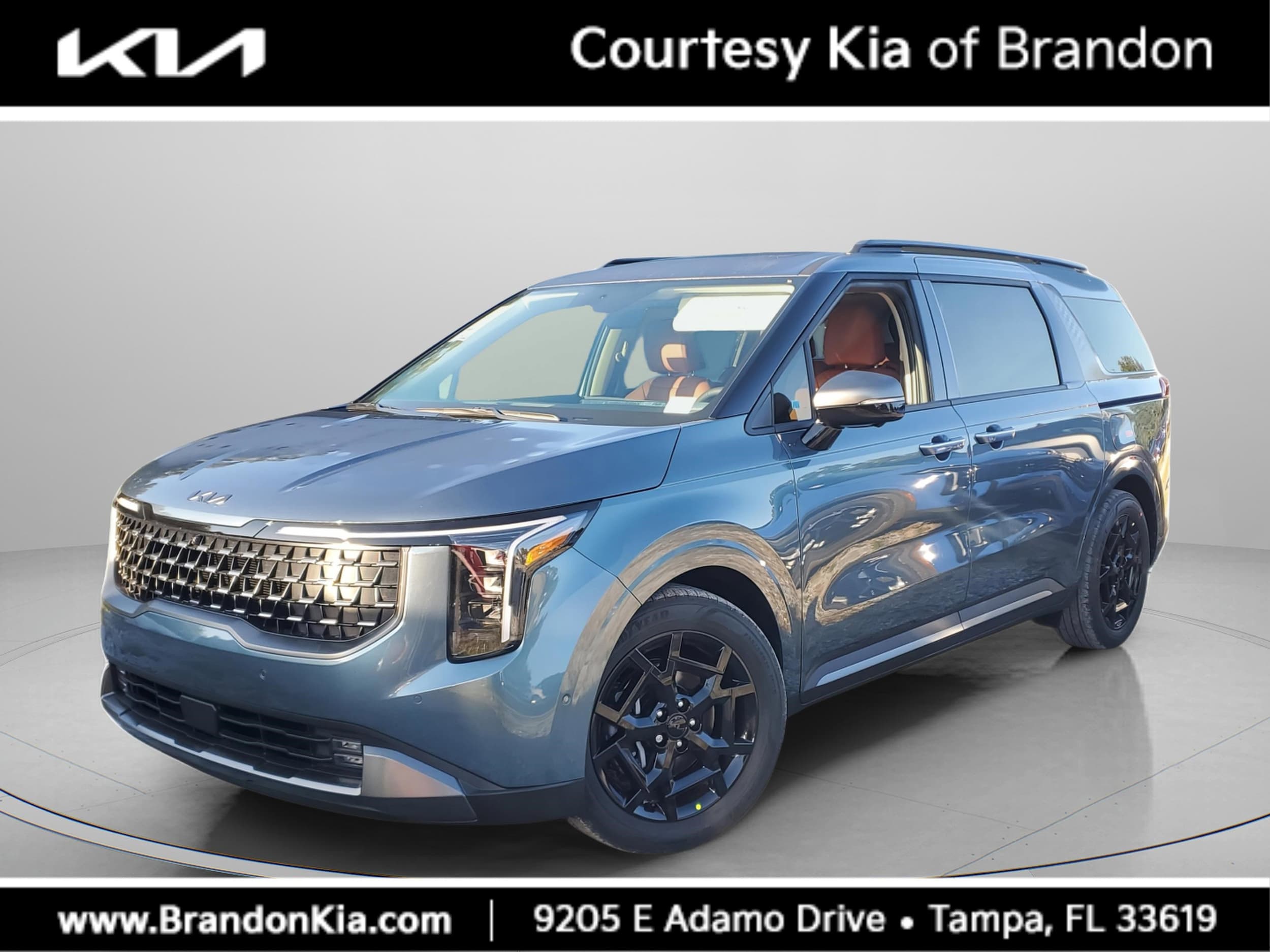 2026 Kia Carnival SX's photo