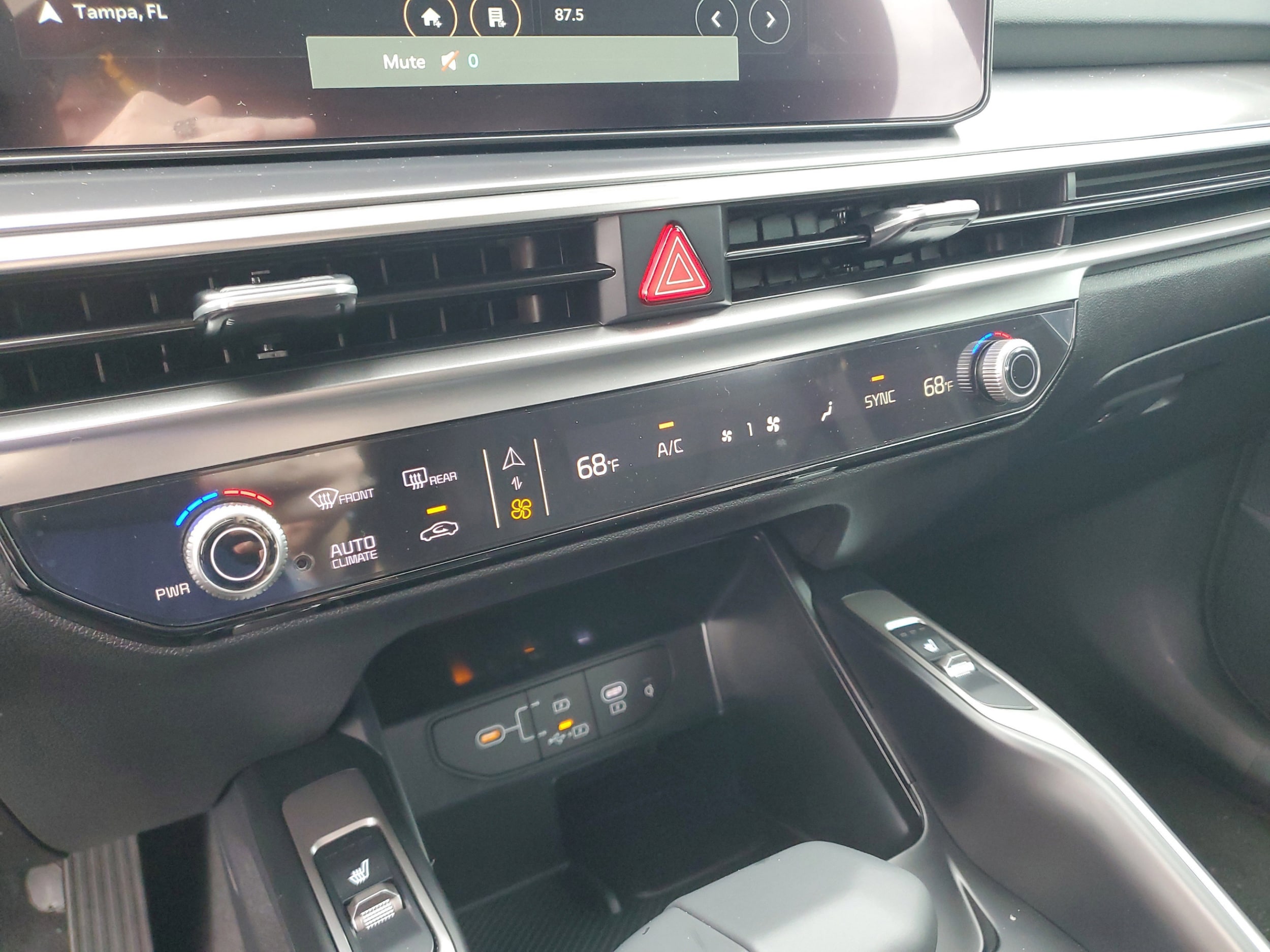2026 Kia Sorento EX - Photo 23