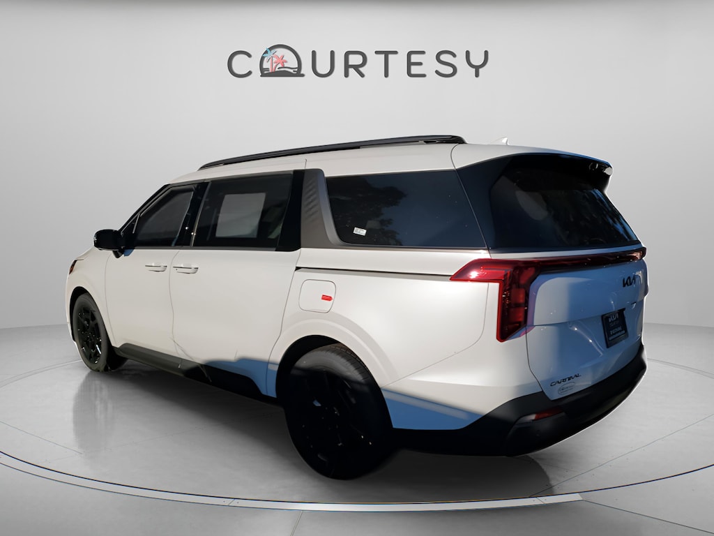 New 2026 Kia Carnival SX Van Passenger Van