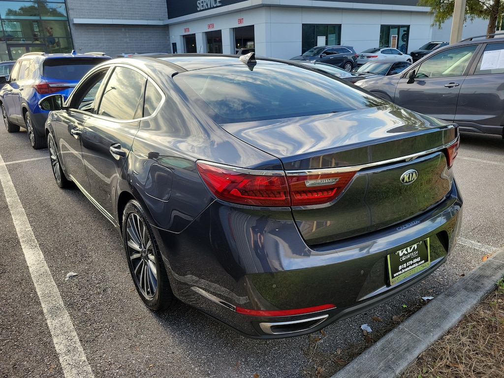 Used 2017 Kia Cadenza Technology Sedan