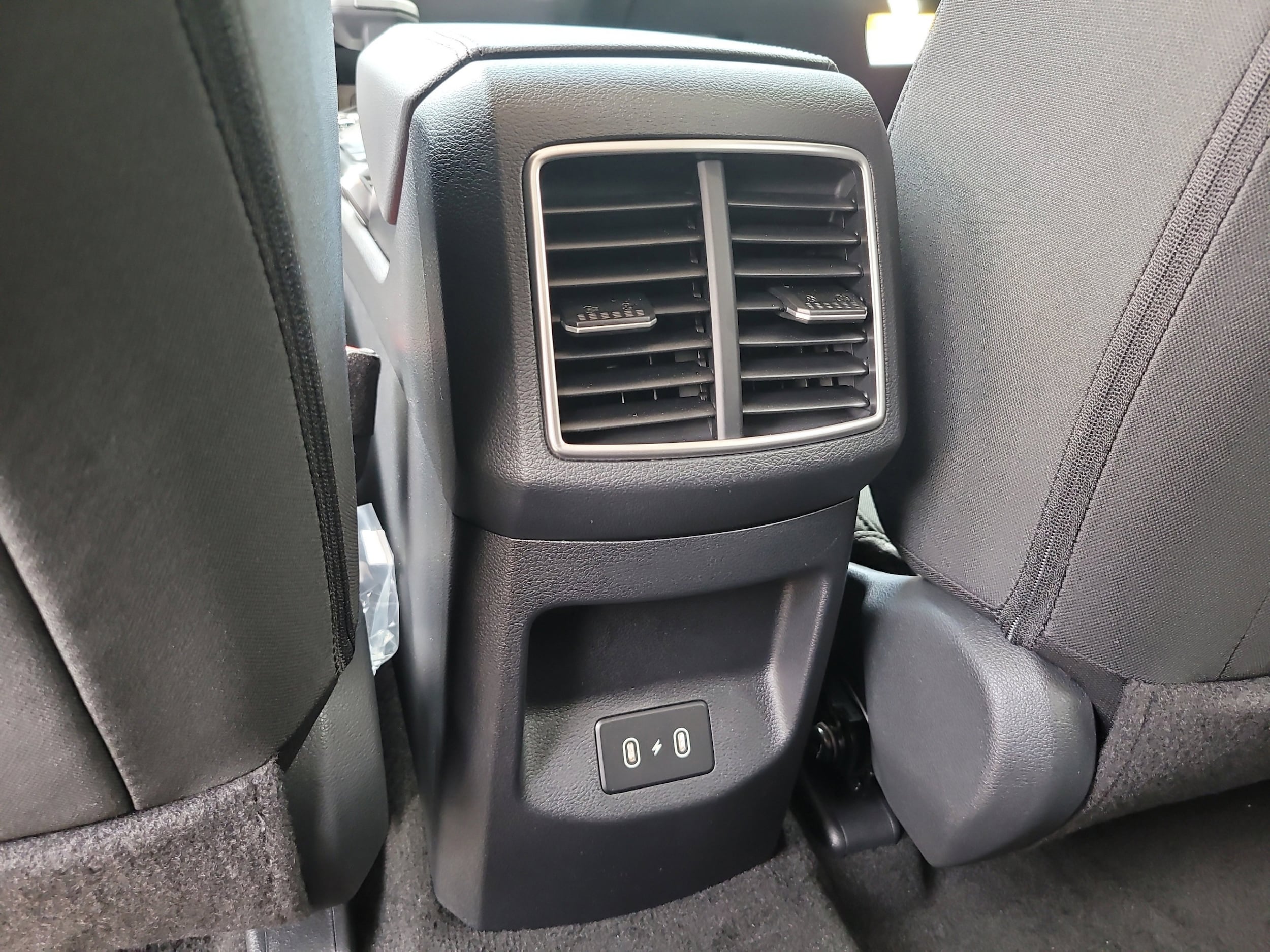 2026 Kia Sportage LX - Photo 25
