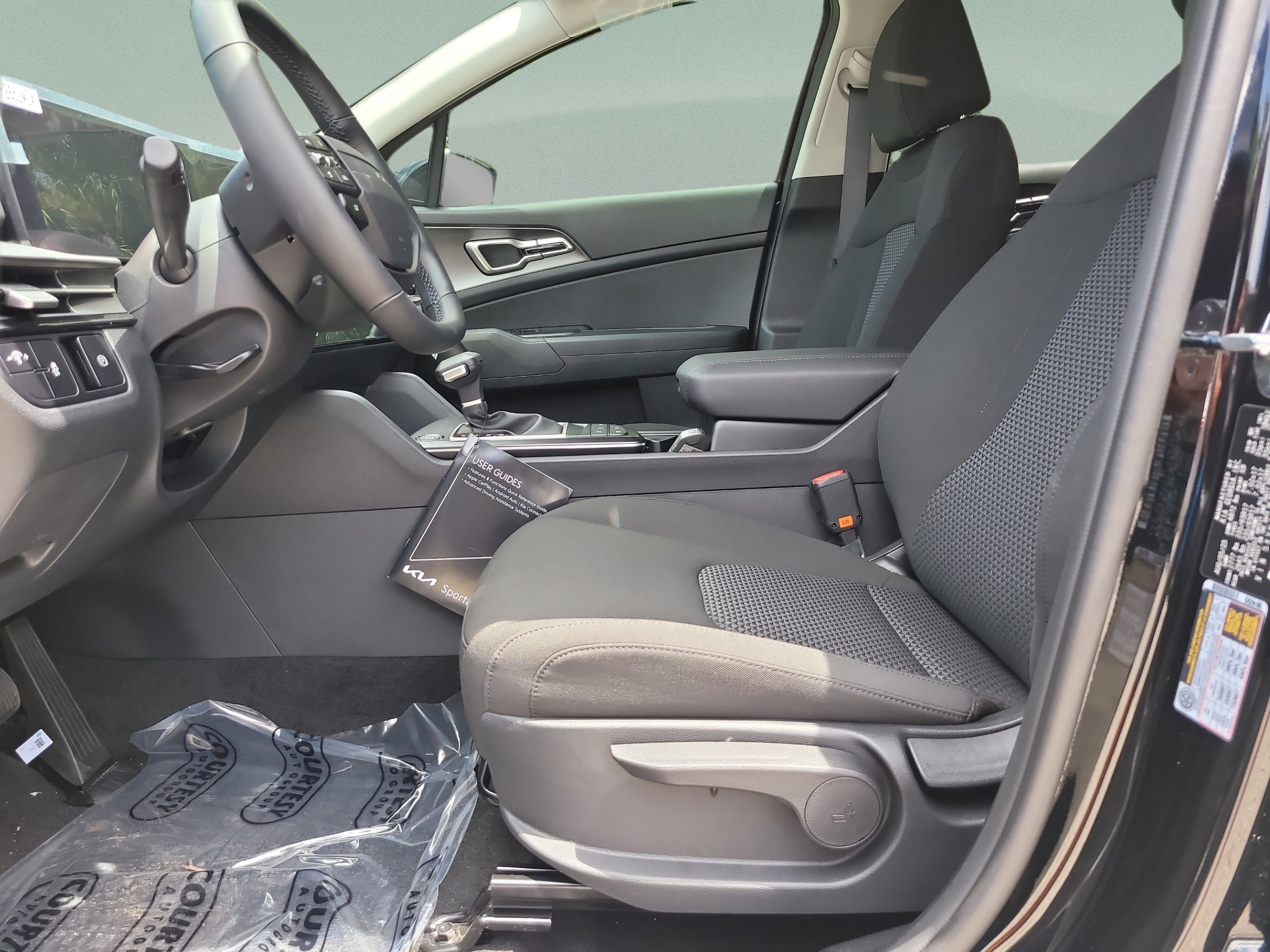 2026 Kia Sportage LX - Photo 19
