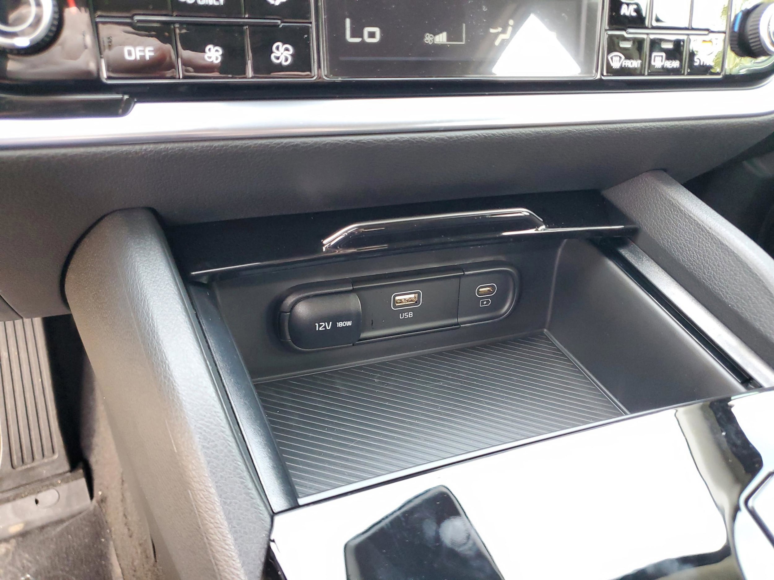 2025 Kia Sportage LX Hybrid - Photo 15