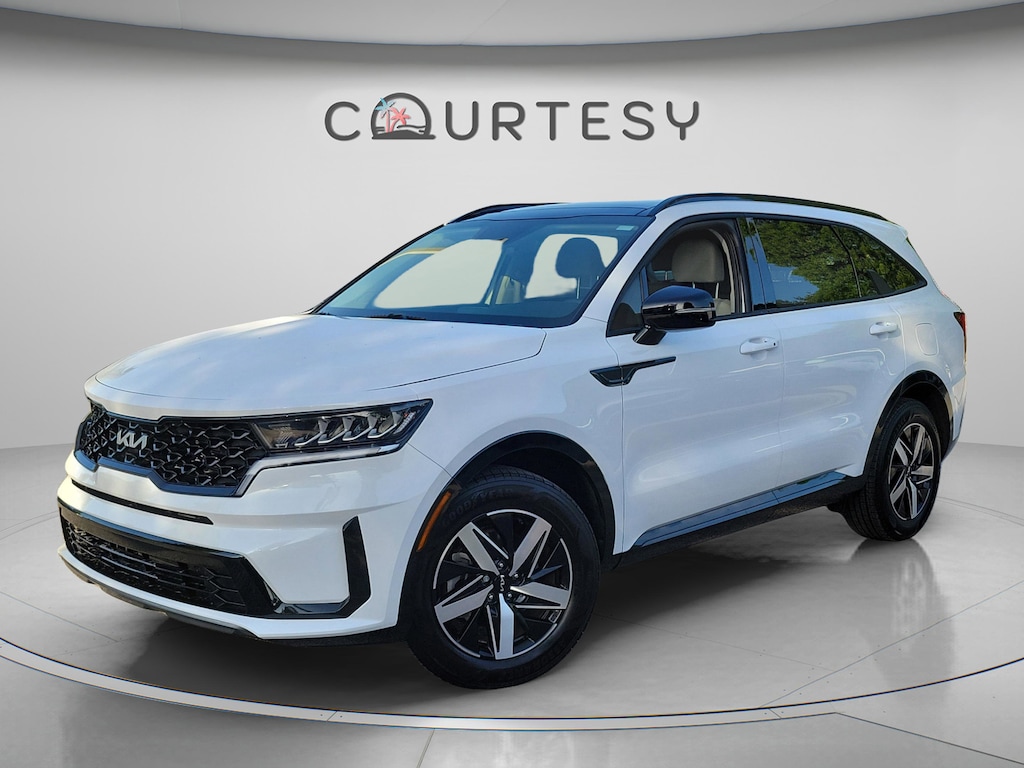 Used 2023 Kia Sorento S SUV