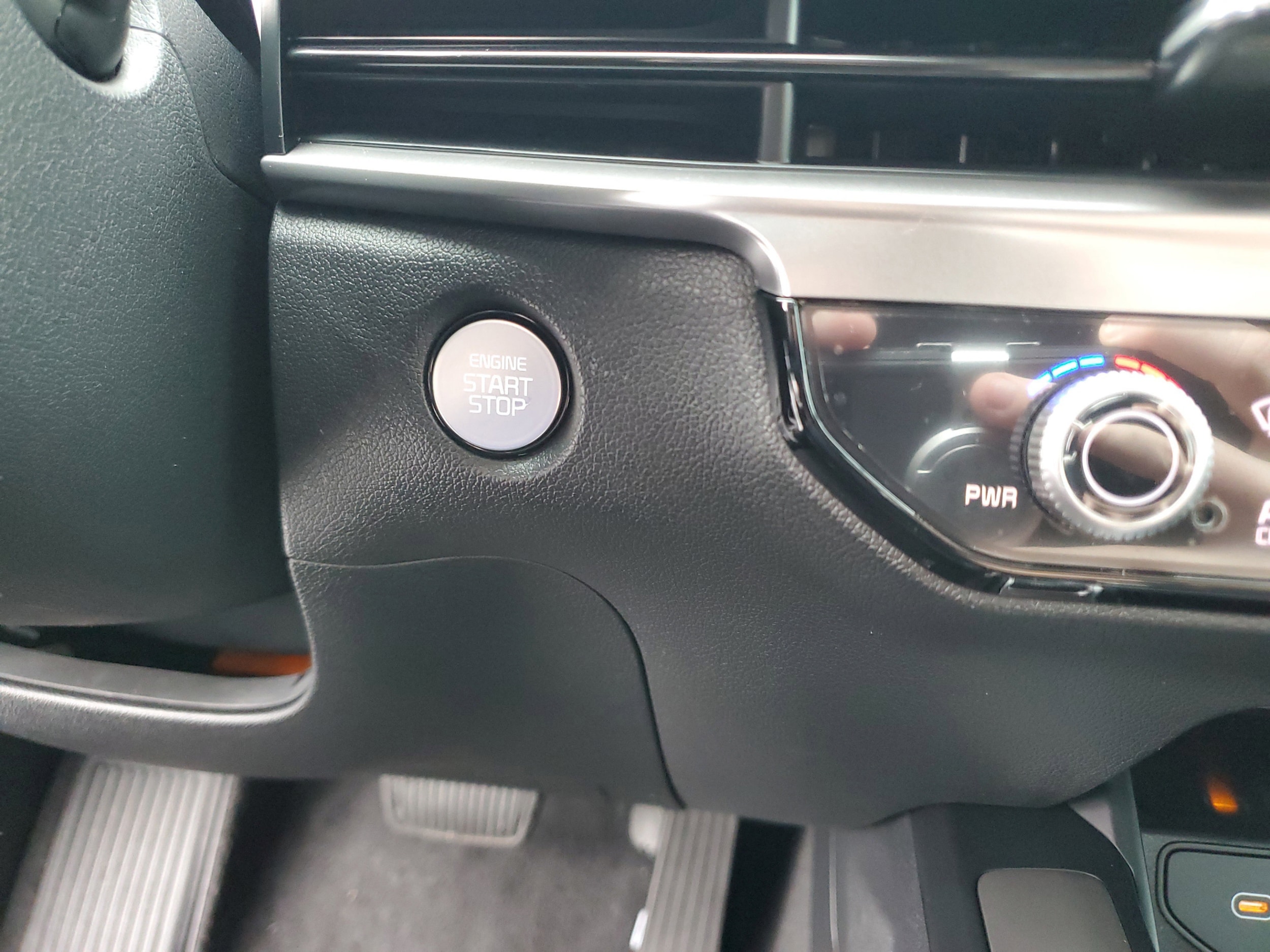 2026 Kia Sorento EX - Photo 25