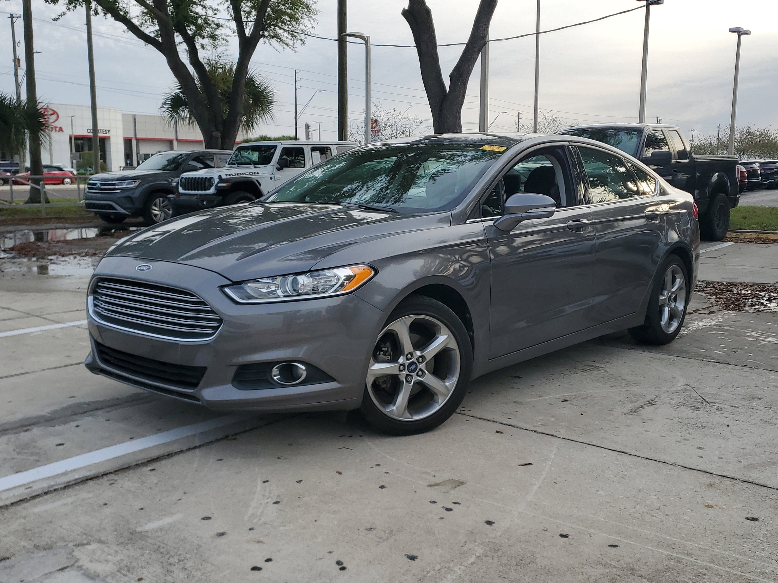 2013 Ford Fusion SE