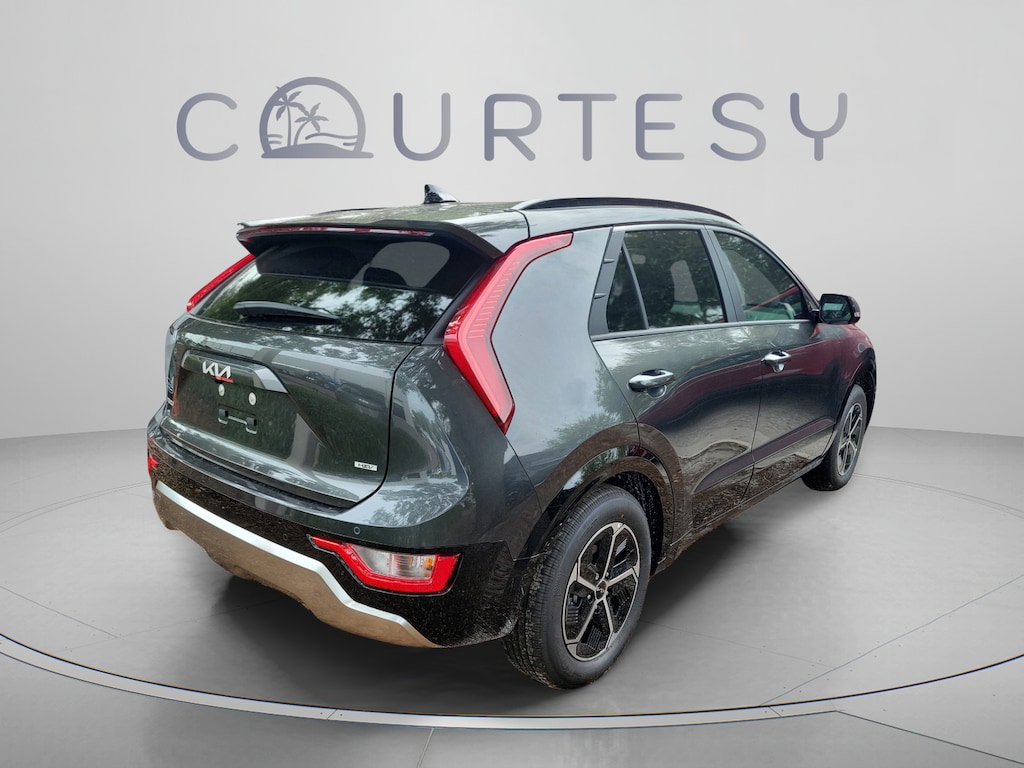 New 2026 Kia Niro SX SUV