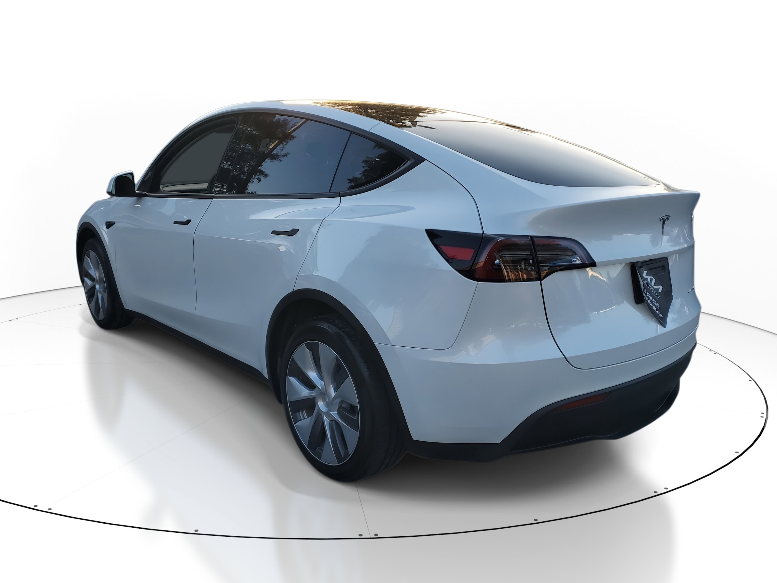 Used 2023 Tesla Model Y Long Range with VIN 7SAYGDEE9PA086253 for sale in Kansas City