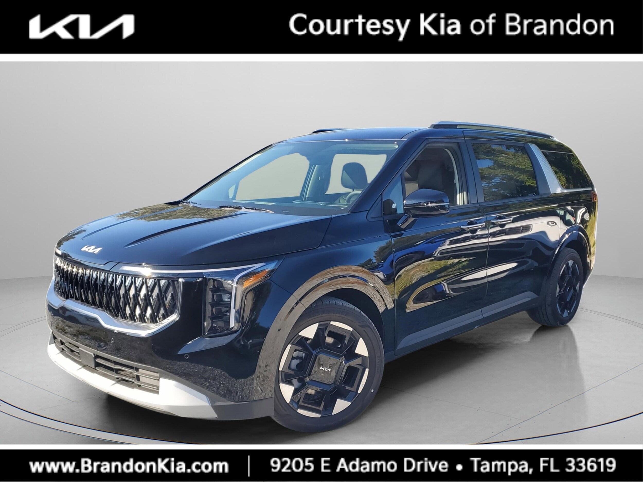 2026 Kia Carnival EX's photo