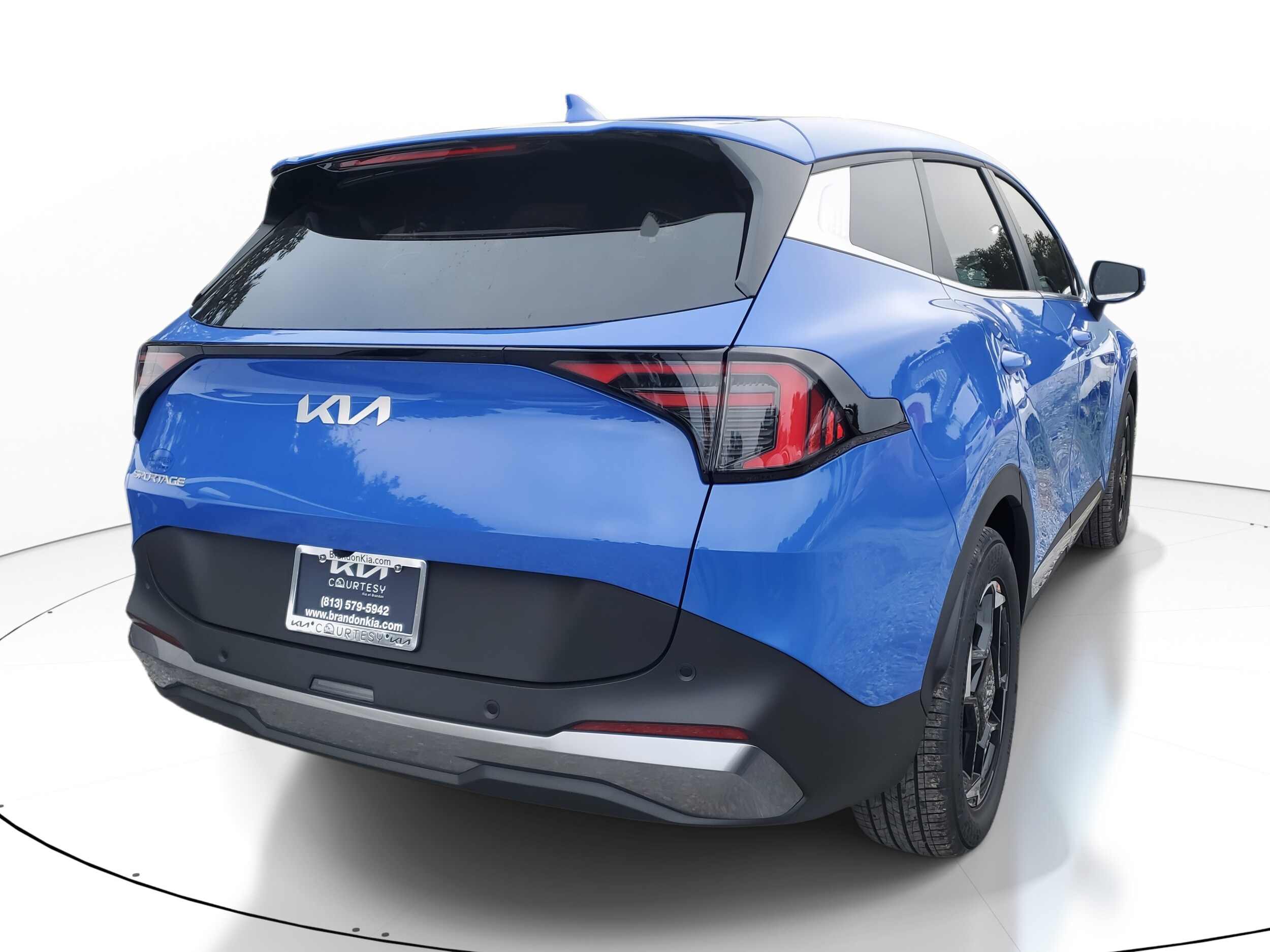 2026 Kia Sportage EX photo 3