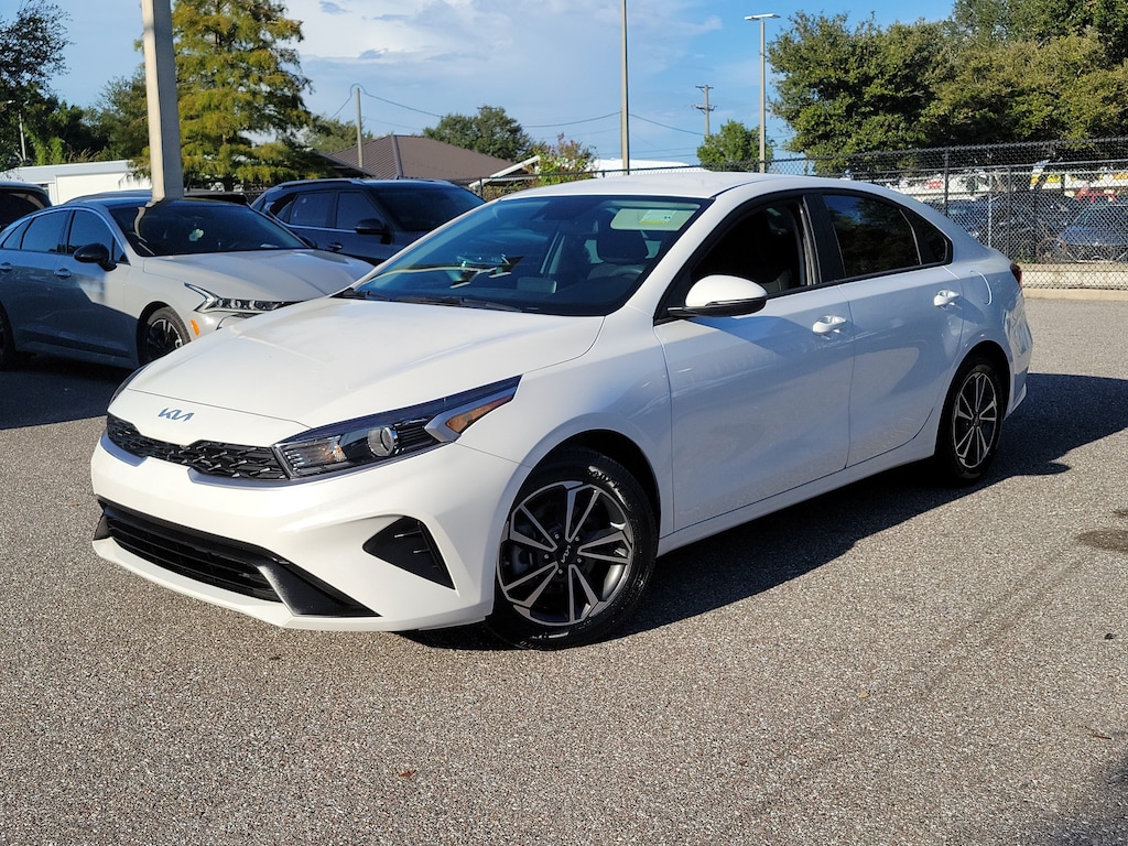 Certified 2023 Kia Forte LXS Sedan