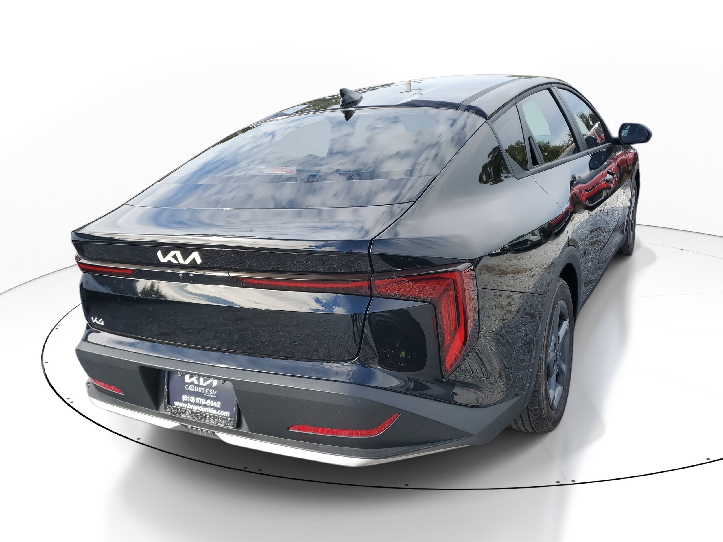 2025 Kia K4 LXS photo 2