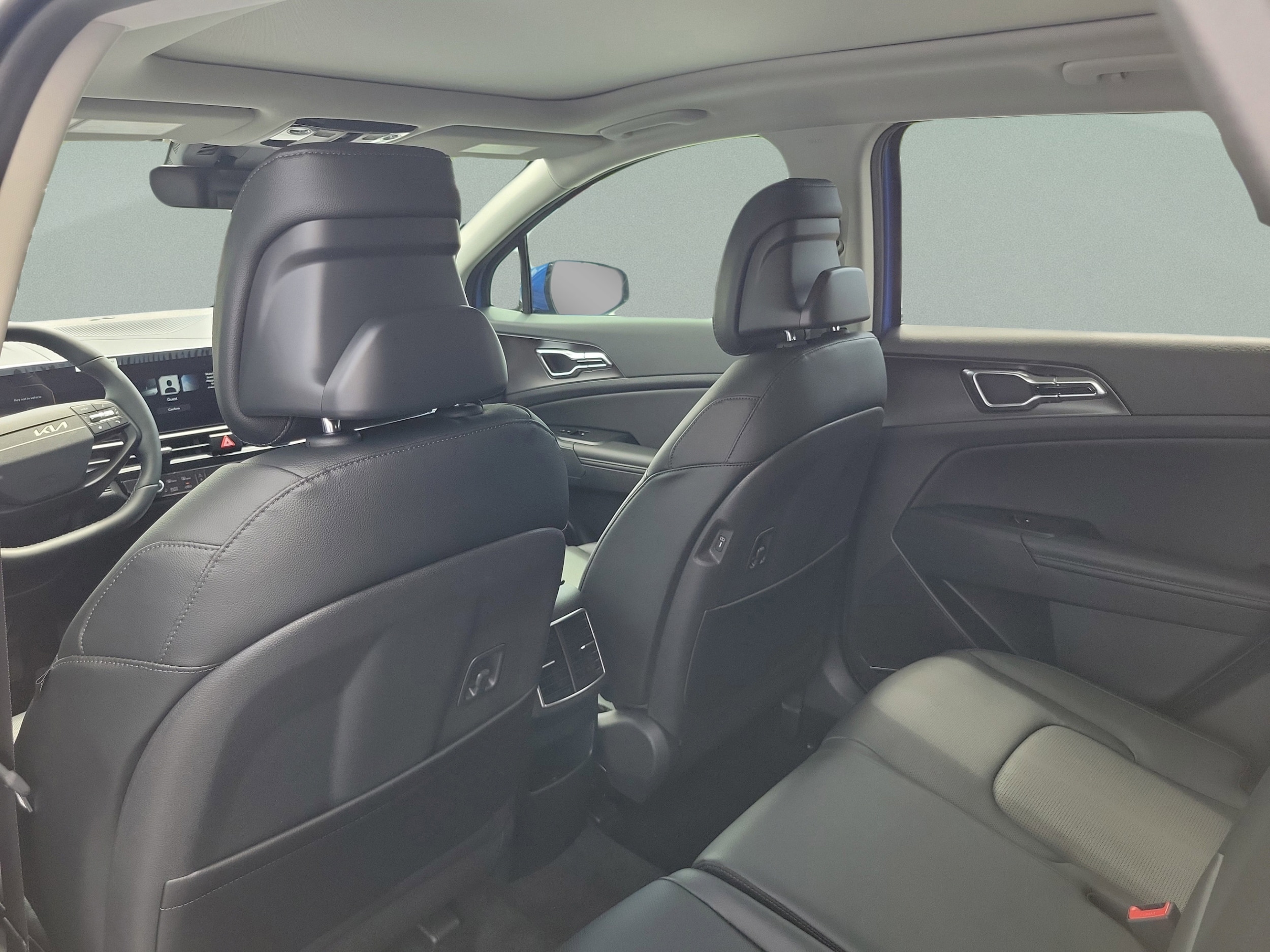 2026 Kia Sportage SX - Photo 11
