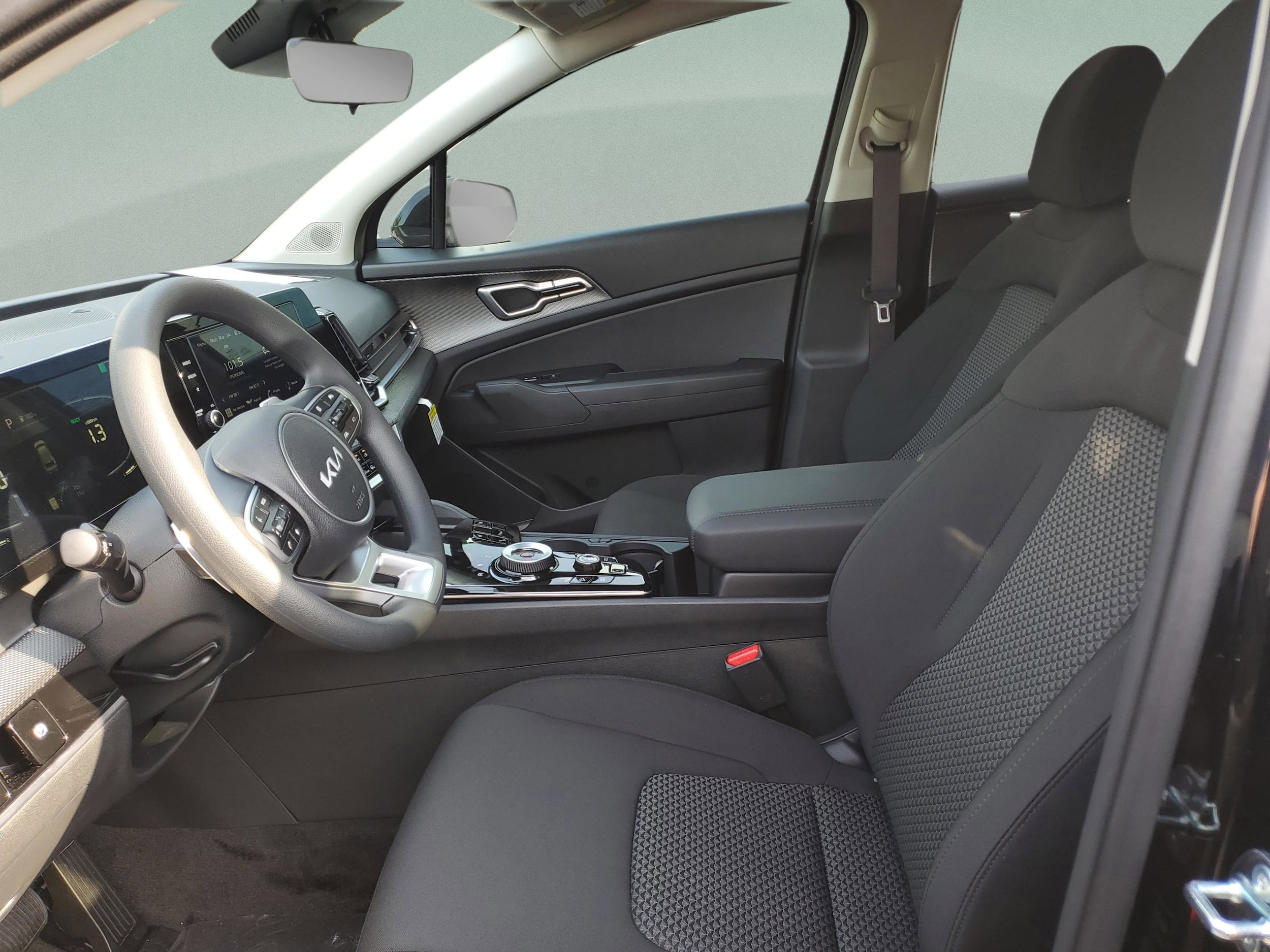 2025 Kia Sportage LX Hybrid - Photo 19
