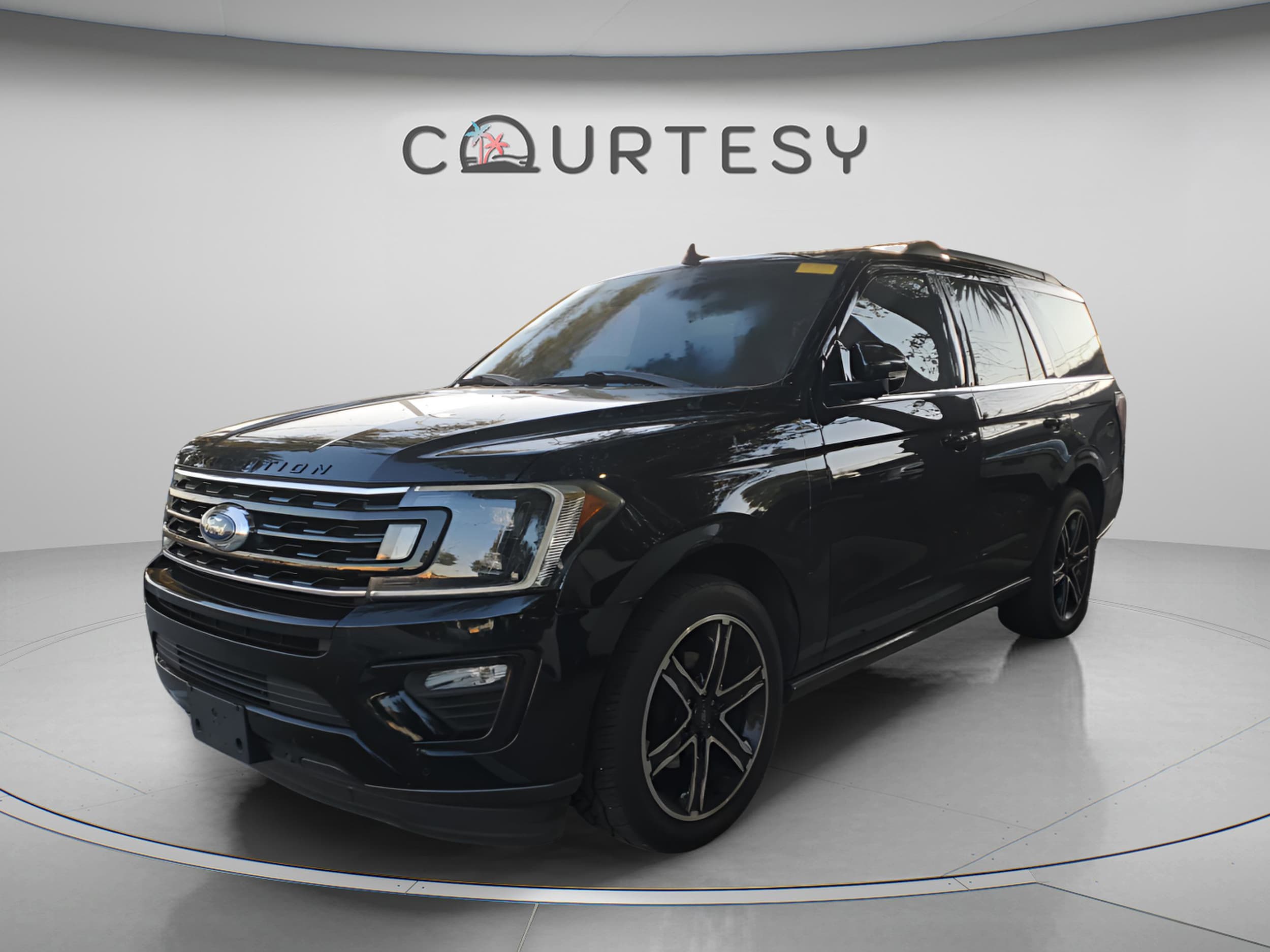 2020 Ford Expedition Limited's photo