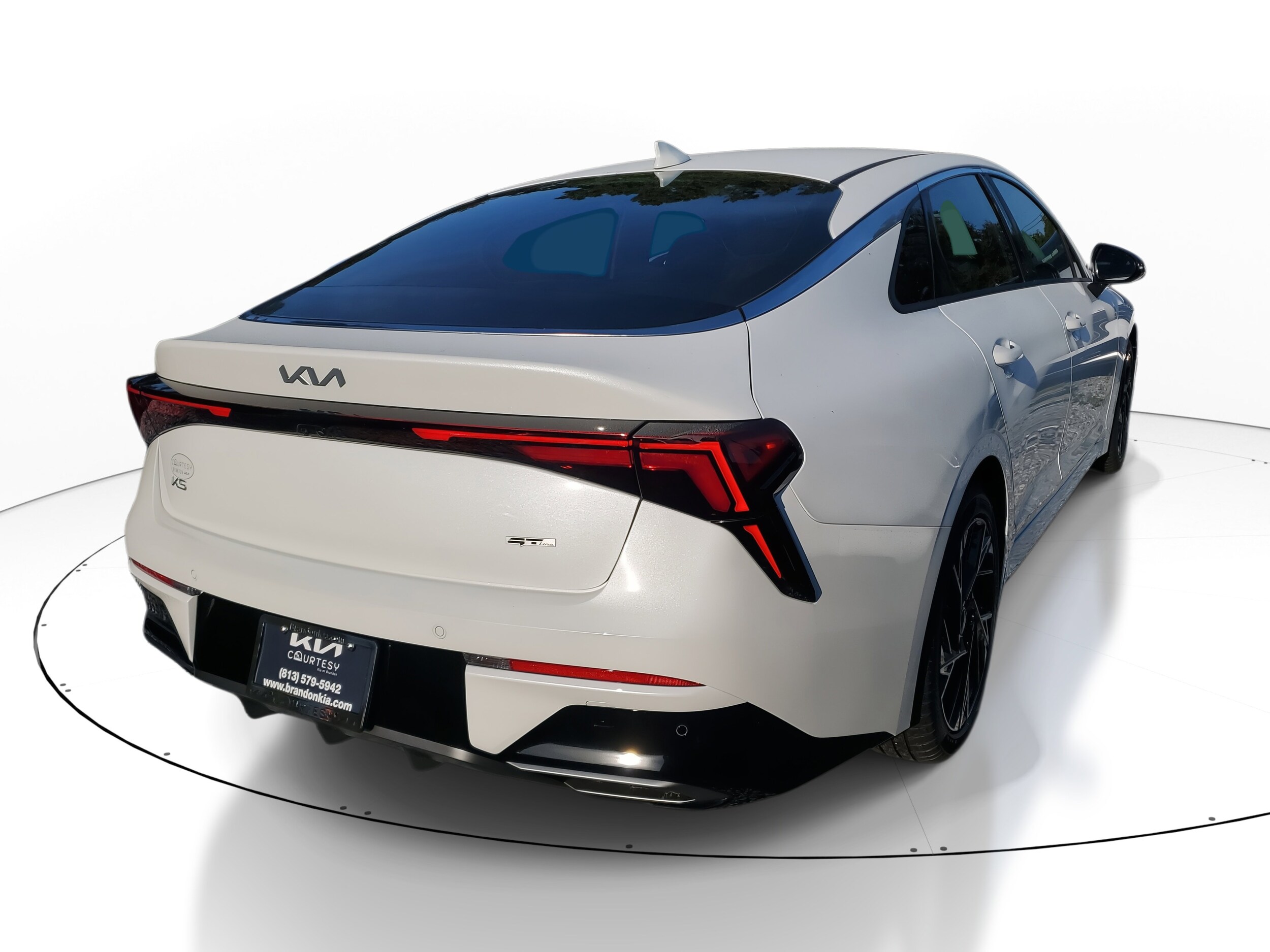 2026 Kia K5 GT-Line photo 3