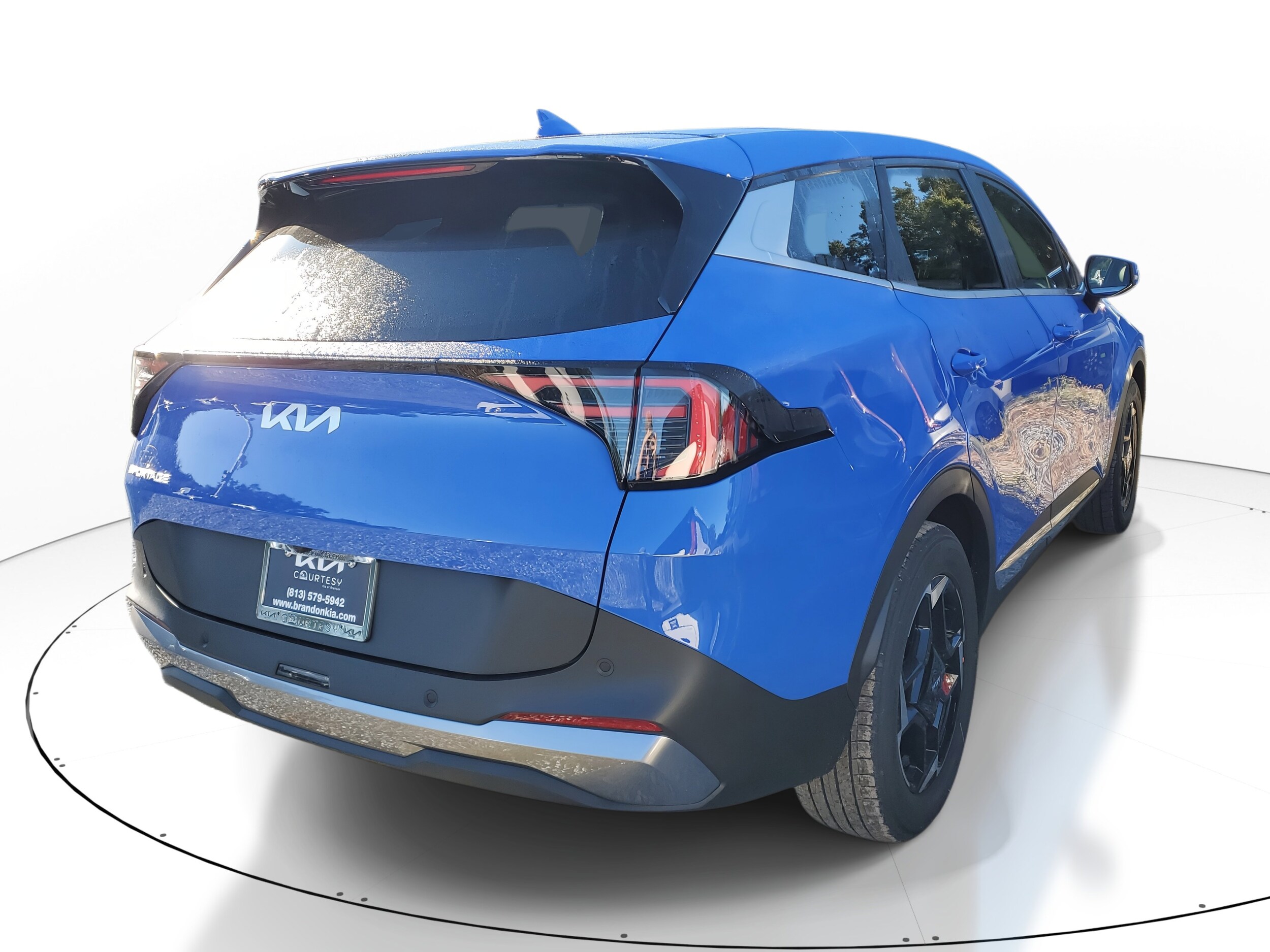 2026 Kia Sportage EX photo 3