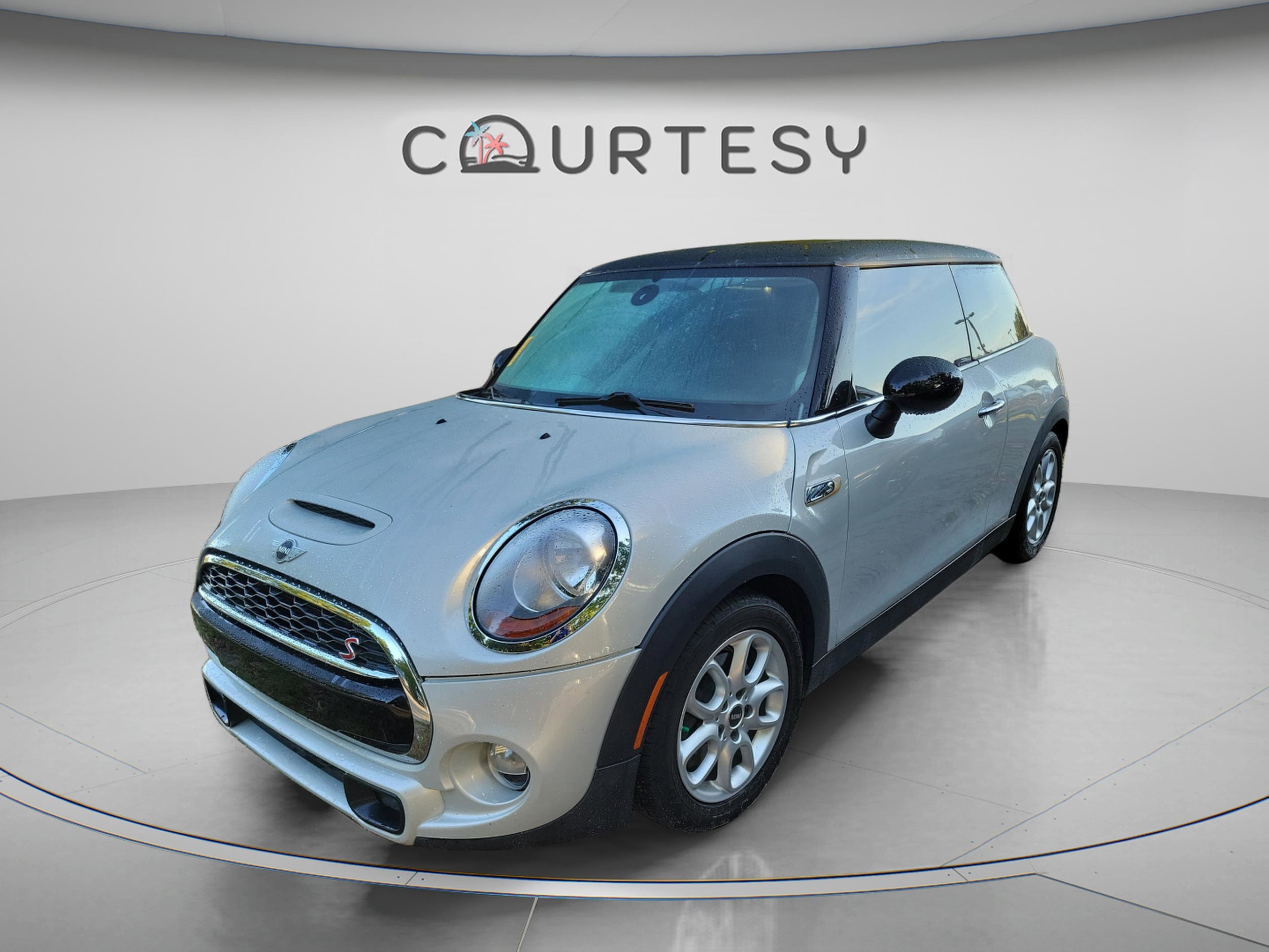 2015 MINI Cooper S's photo
