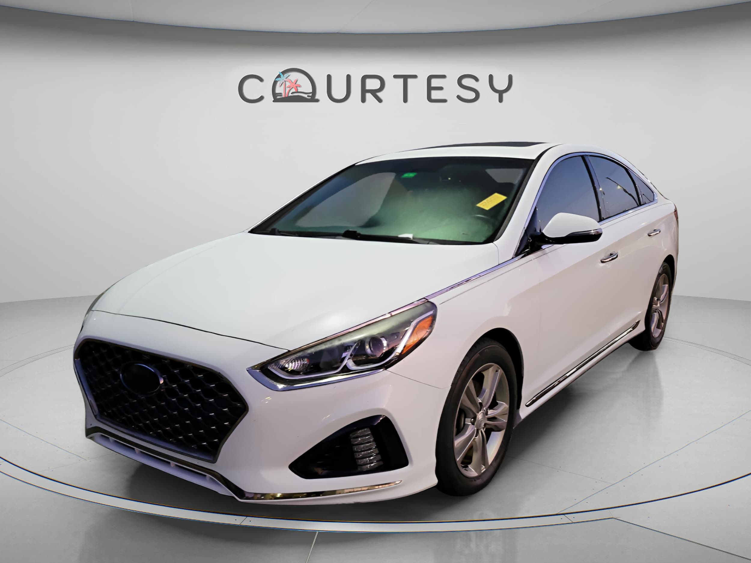 2018 Hyundai Sonata Sport's photo