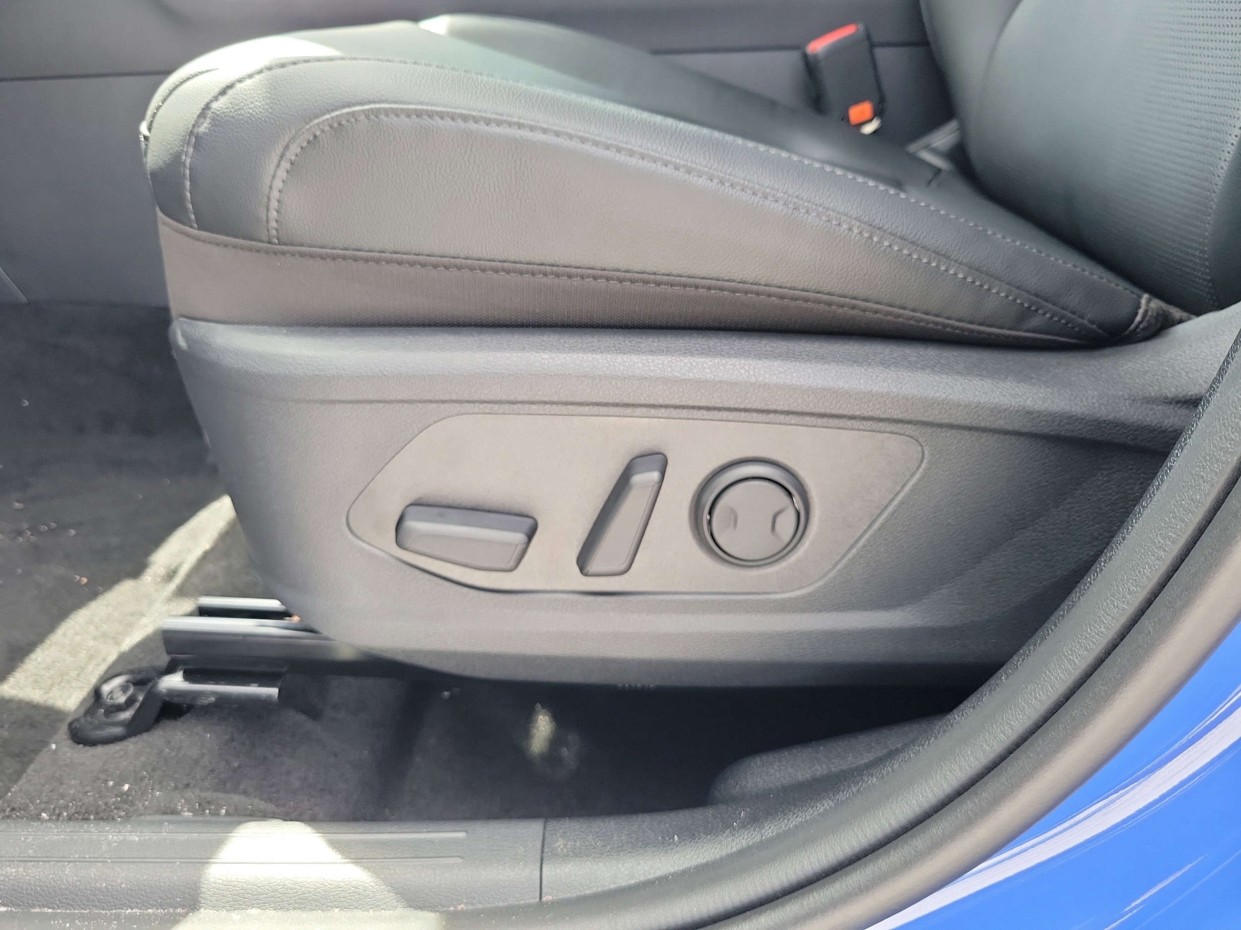 2026 Kia Sportage SX - Photo 19