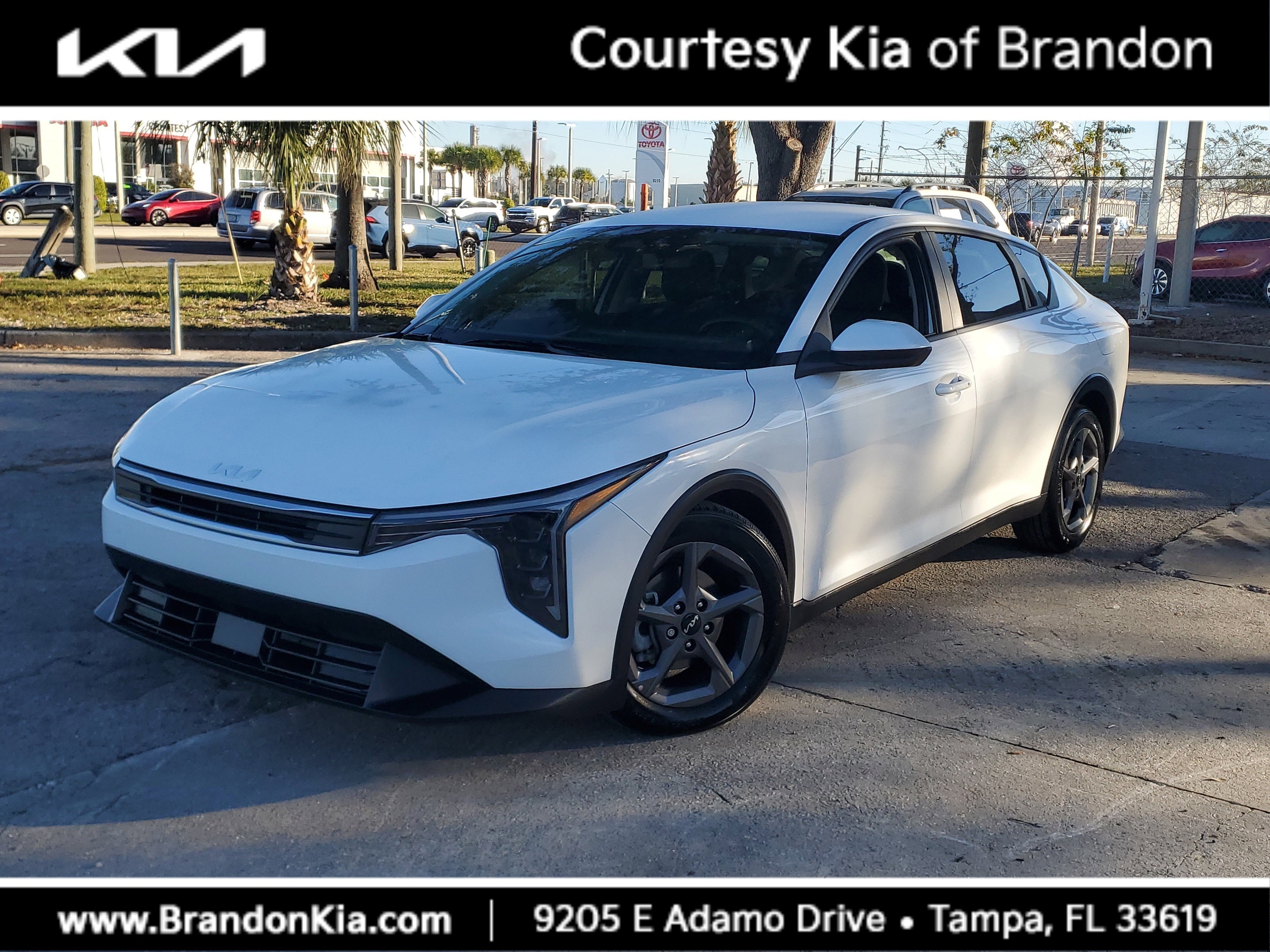 2025 Kia K4 LXS's photo