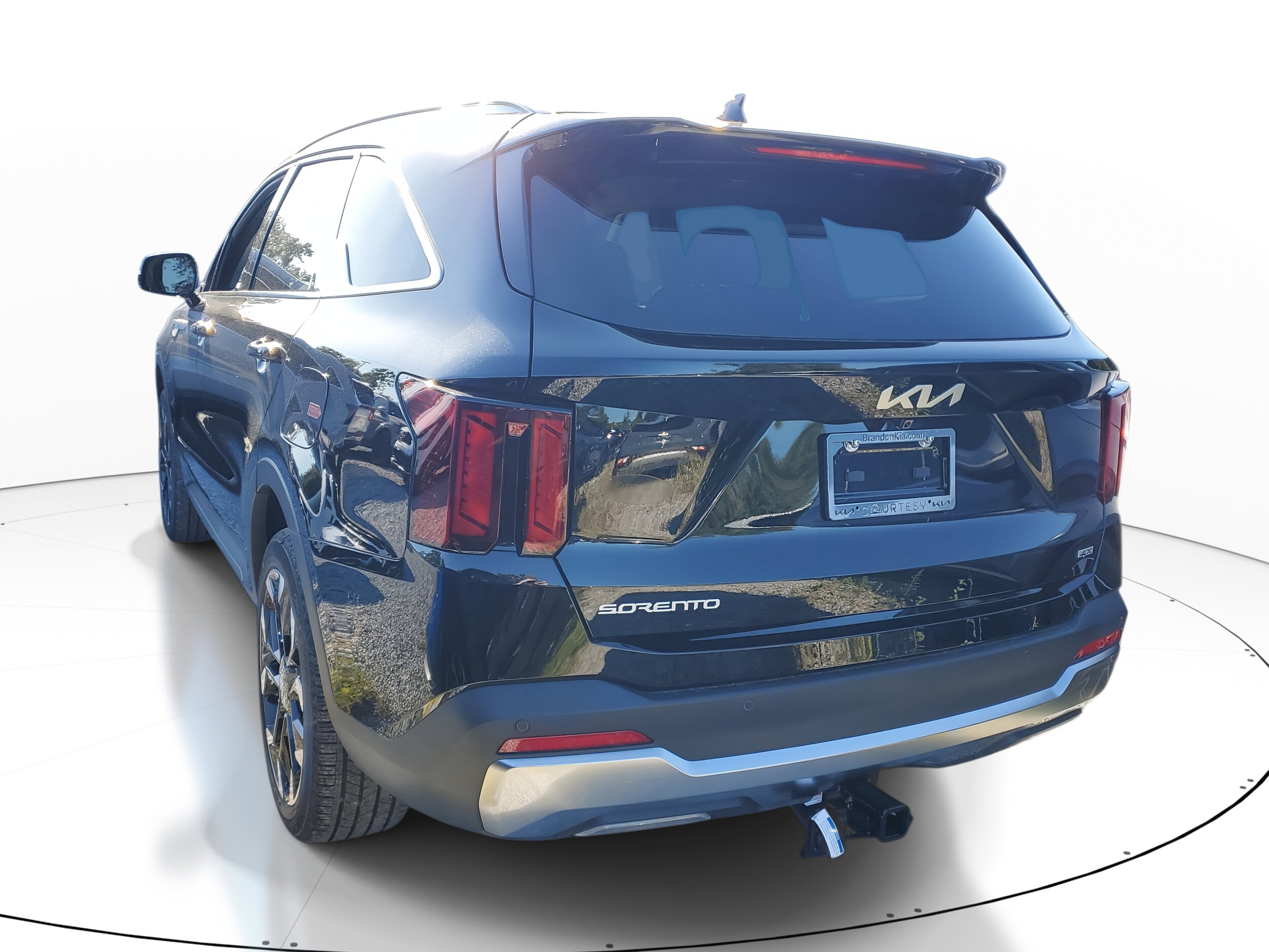 2025 Kia Sorento EX photo 2