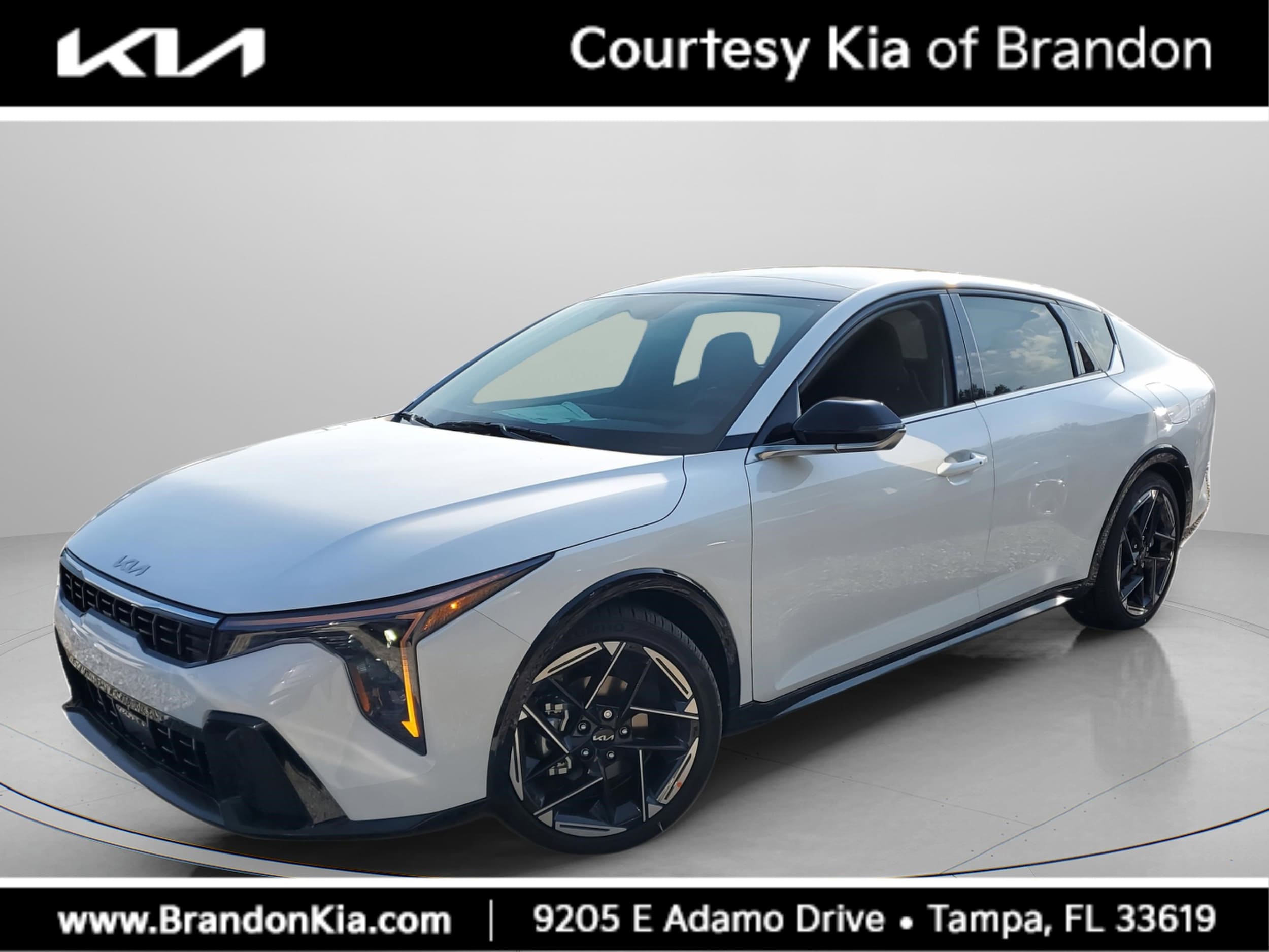 2025 Kia K4 GT-Line's photo