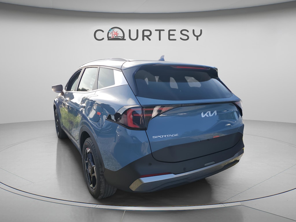 New 2026 Kia Sportage Hybrid EX SUV