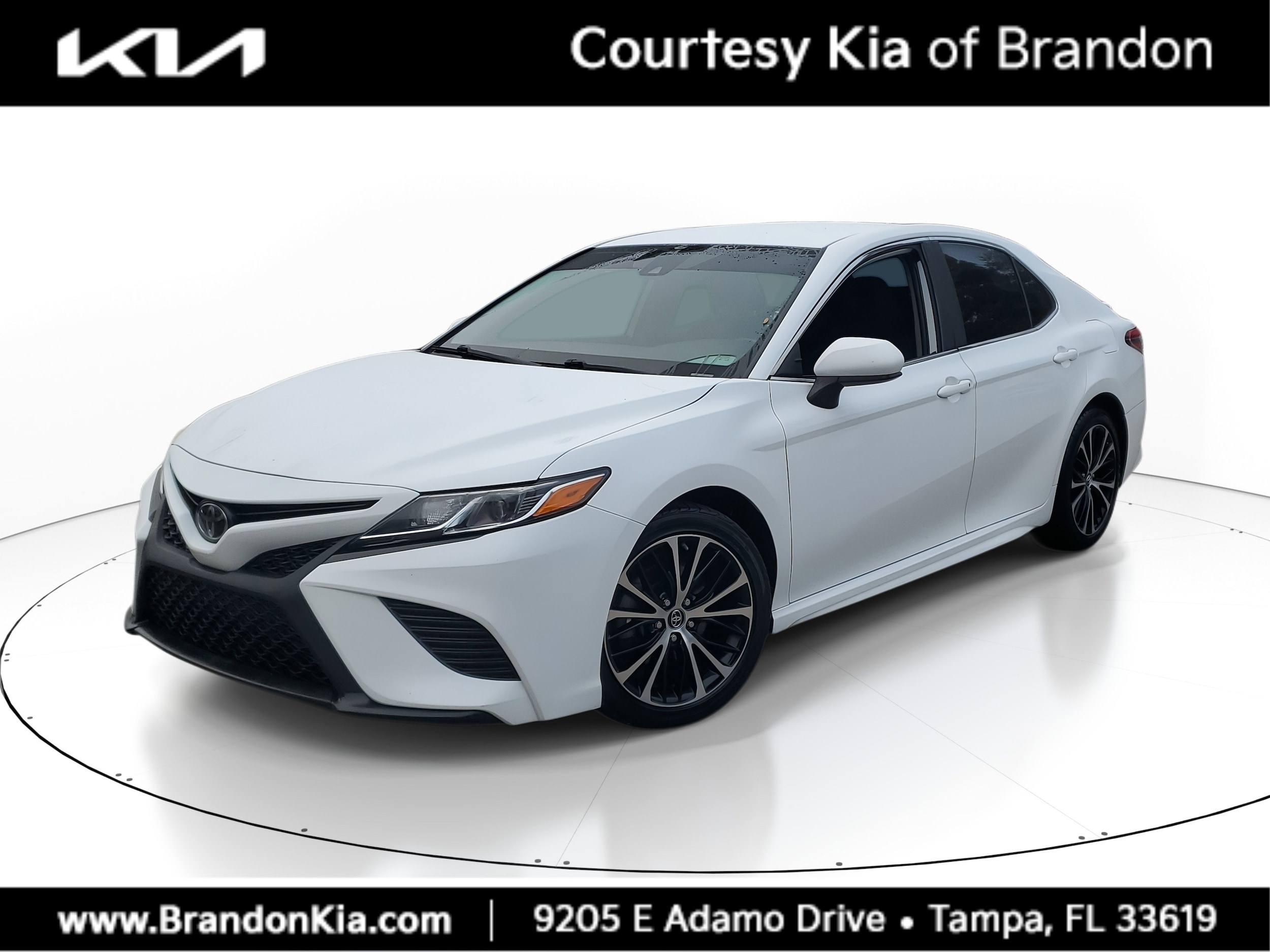 2019 Toyota Camry SE