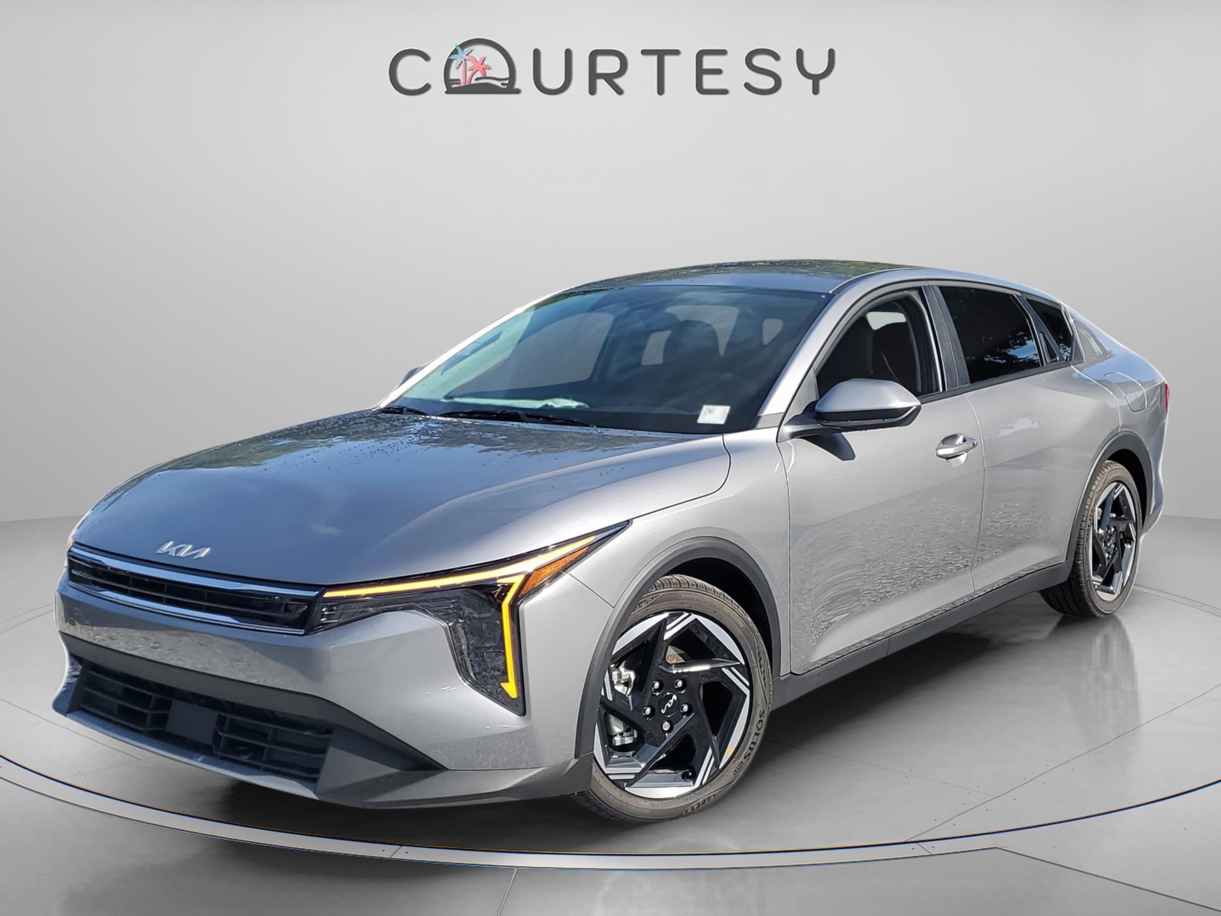 2025 Kia K4 EX's photo