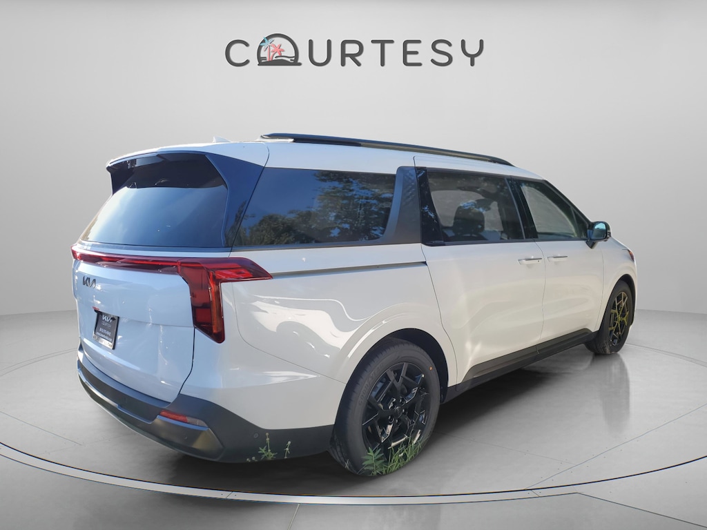 New 2026 Kia Carnival SX Van Passenger Van