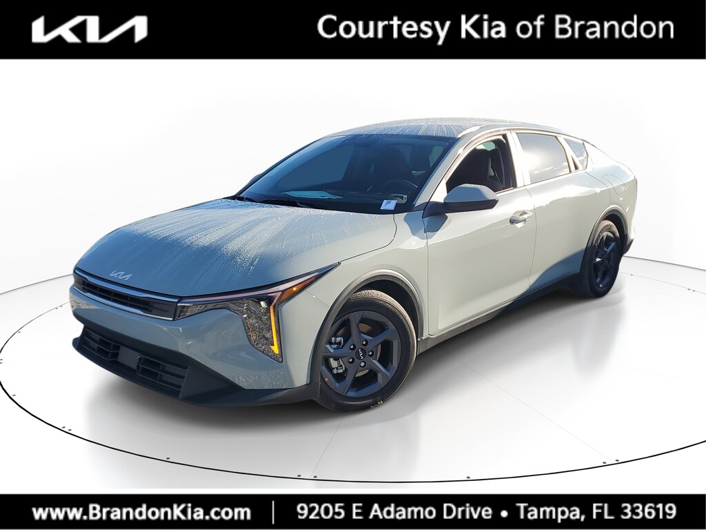 New 2025 Kia K4 LXS Sedan