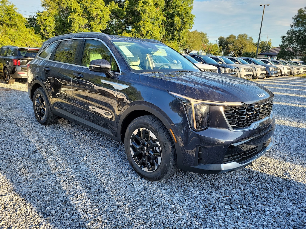 New 2026 Kia Sorento S SUV
