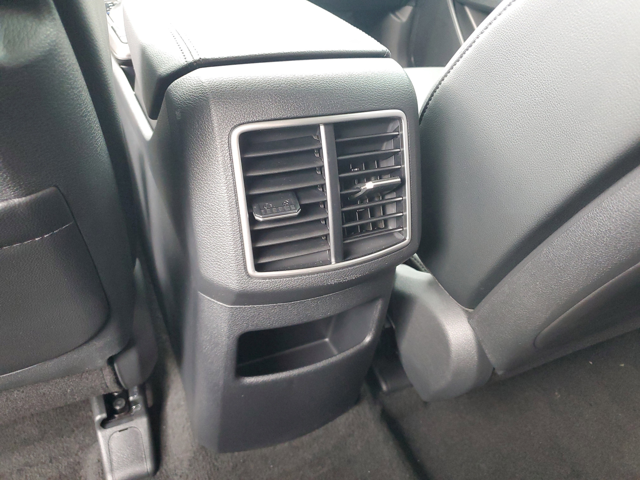 2026 Kia Sportage SX - Photo 29