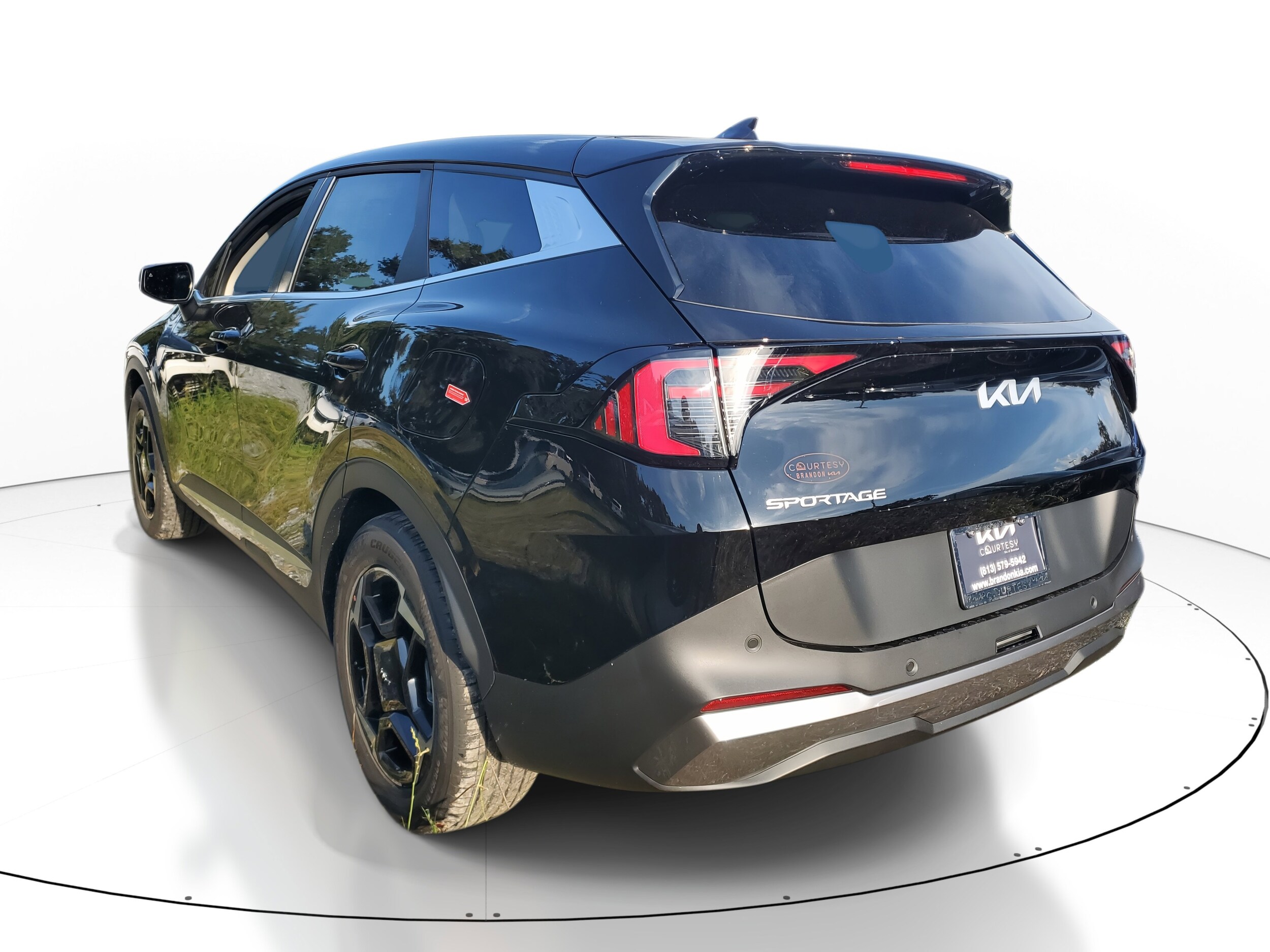 2026 Kia Sportage EX photo 2