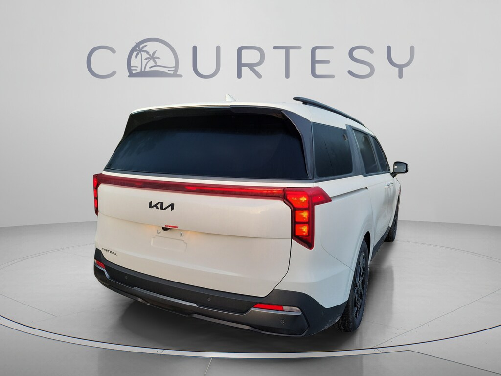 New 2027 Kia Carnival SX Van Passenger Van