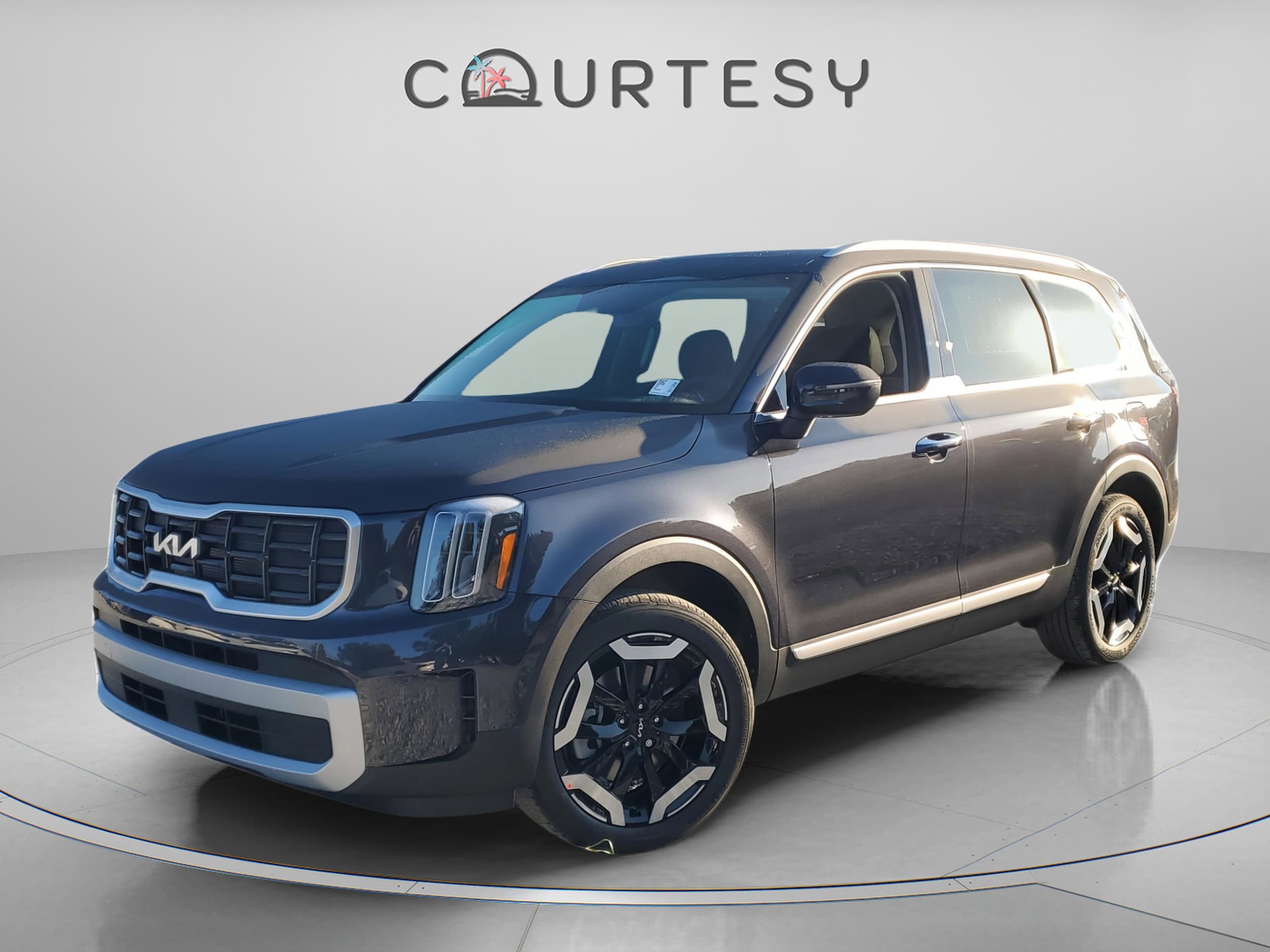 2025 Kia Telluride S's photo