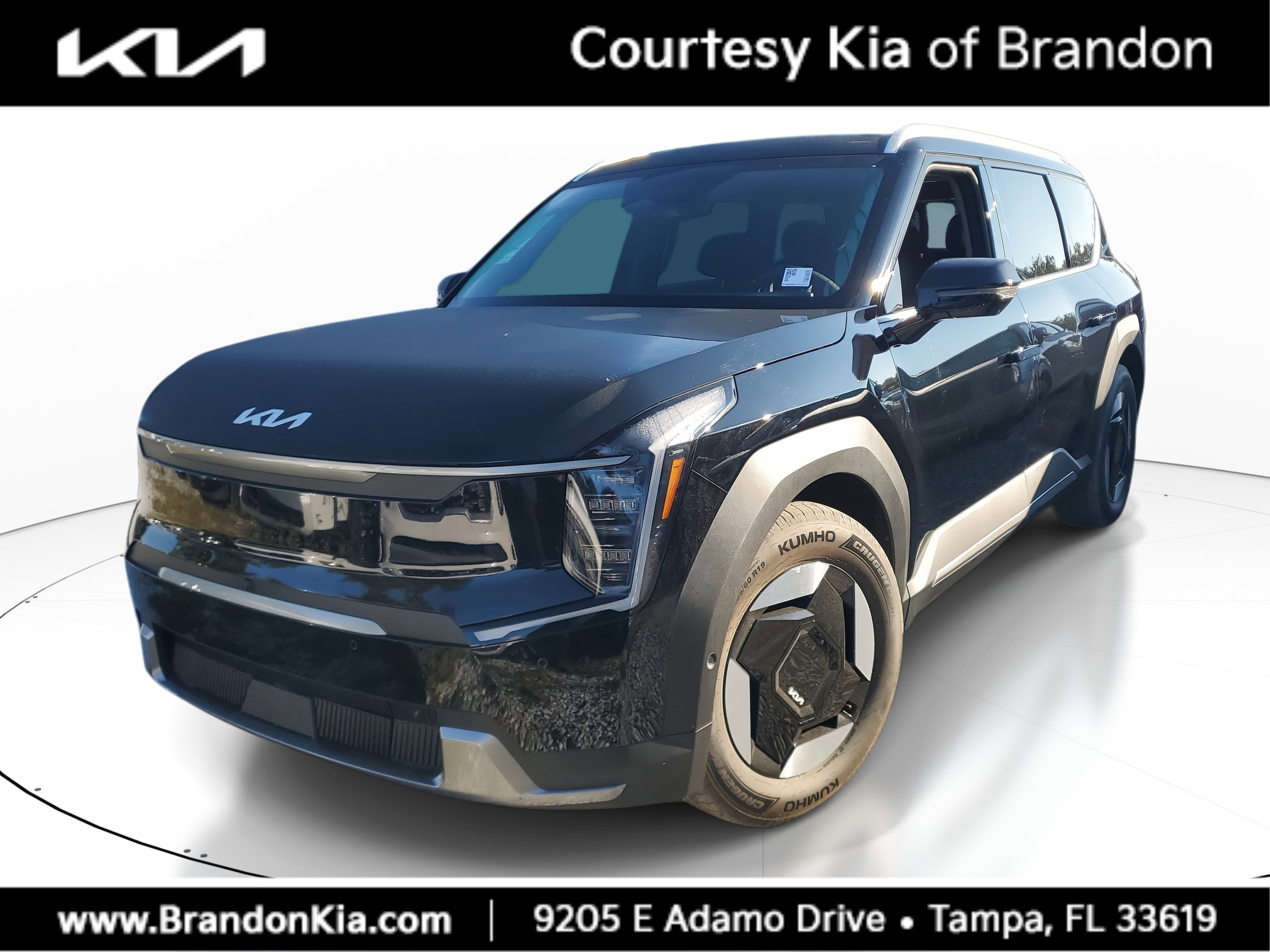 2026 Kia EV9 Wind's photo