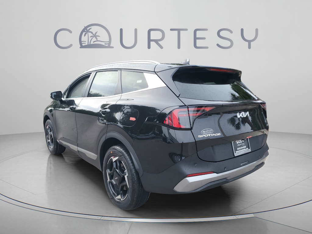 New 2026 Kia Sportage Hybrid EX SUV