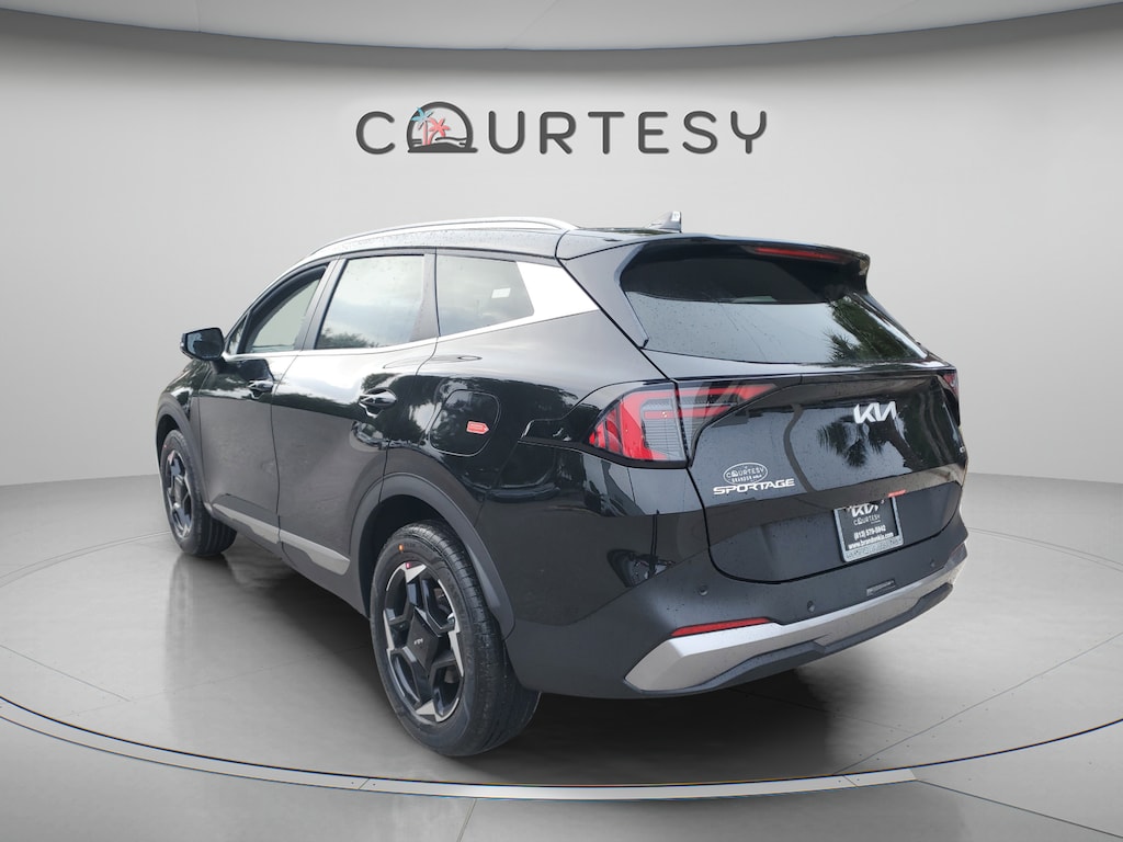New 2026 Kia Sportage Hybrid EX SUV